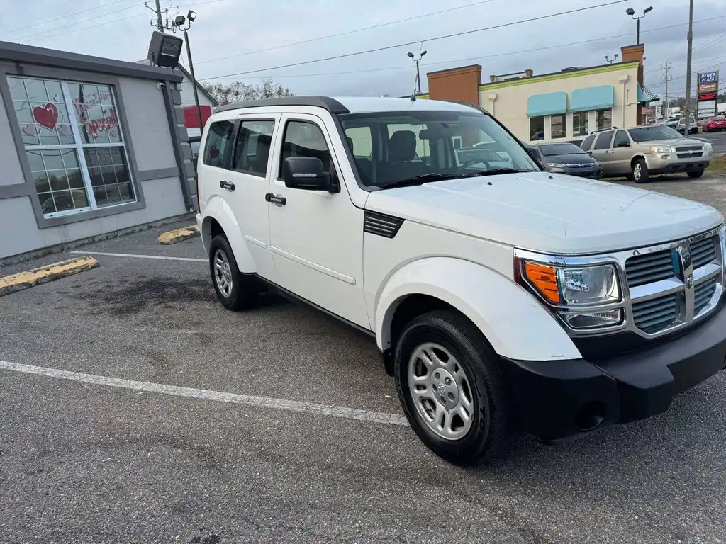 2009 Dodge Nitro SE 4X2's photo