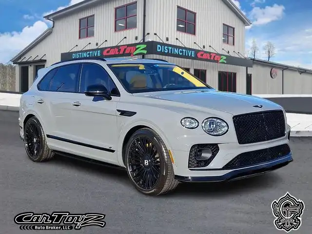 2023 Bentley Bentayga S's photo