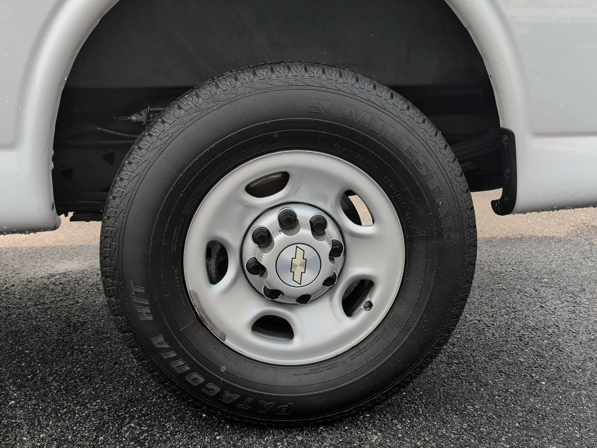 2021 Chevrolet Express 2500 Work Van HD photo 3