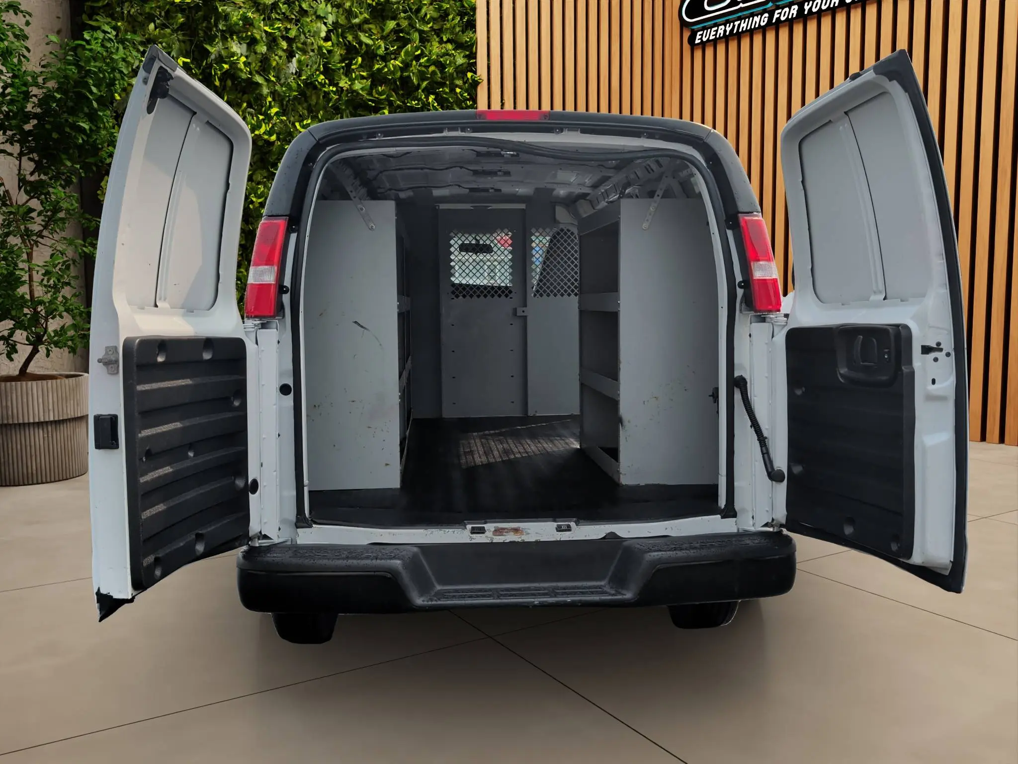 2021 Chevrolet Express 2500 Work Van HD photo 4