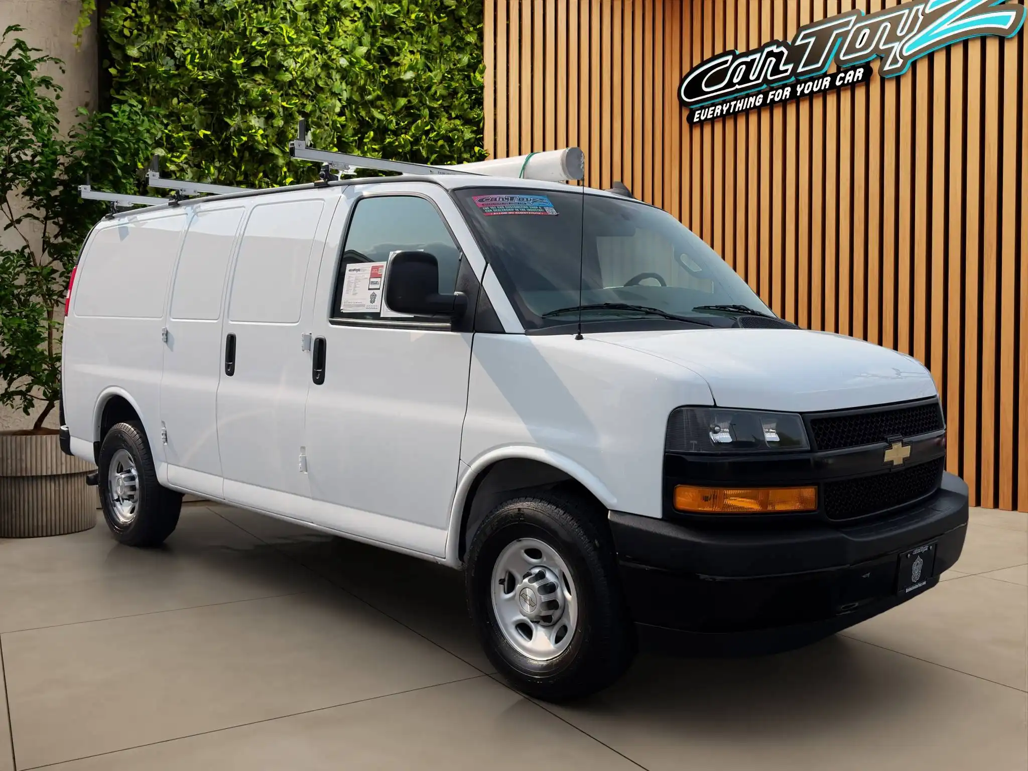 2021 Chevrolet Express 2500 Work Van HD's photo