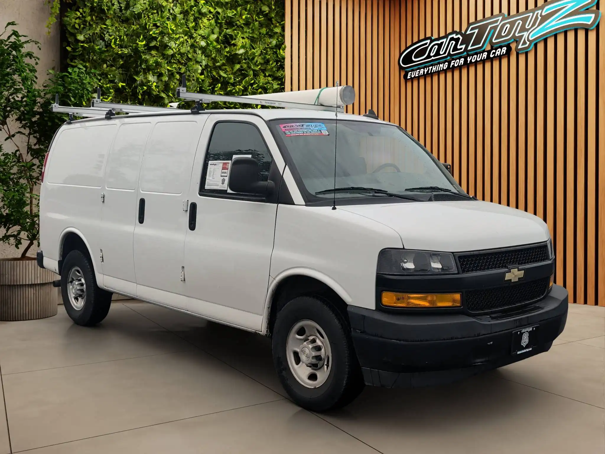 2021 Chevrolet Express 2500 Work Van HD's photo