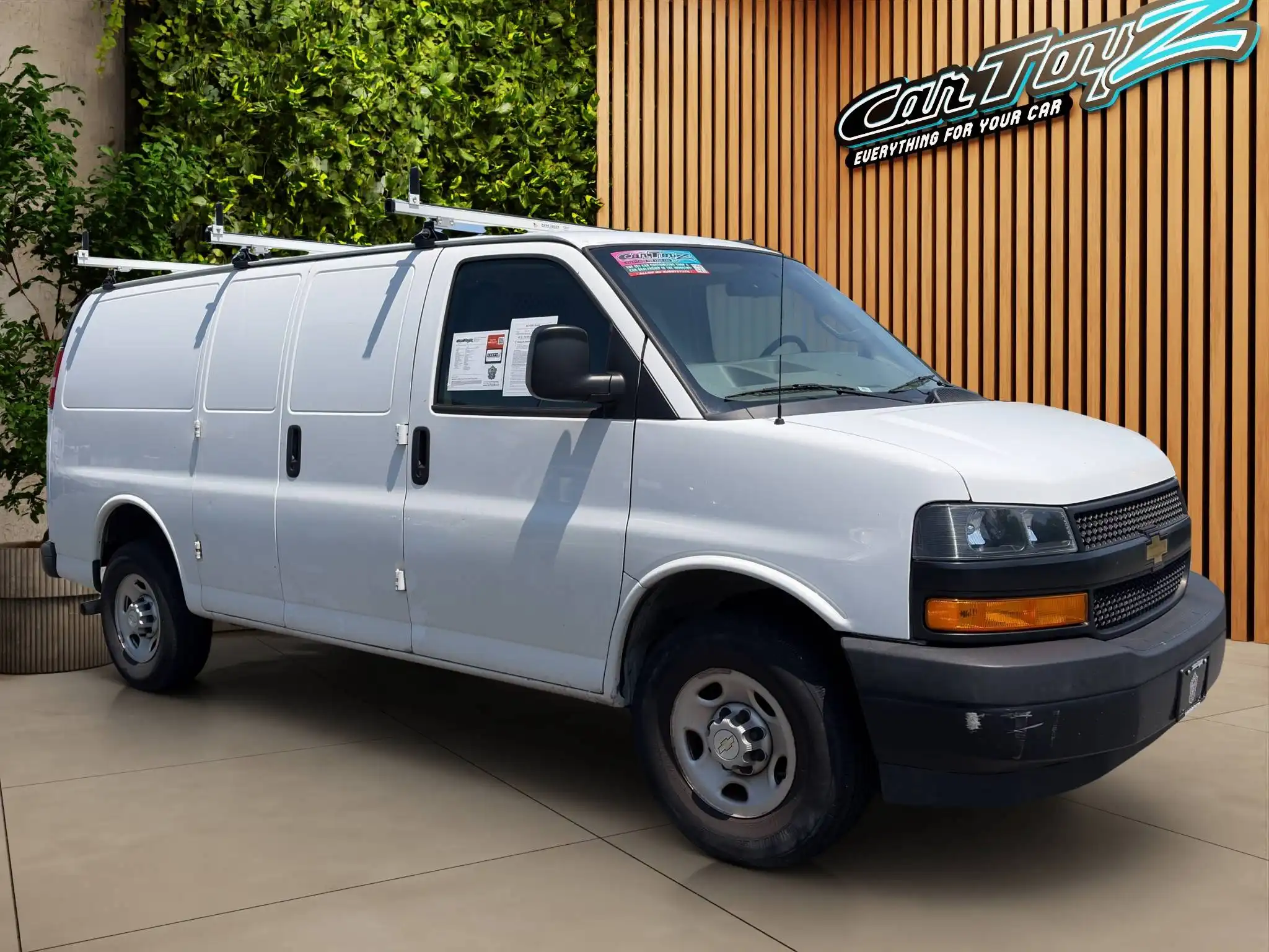 2021 Chevrolet Express 2500 Work Van HD's photo