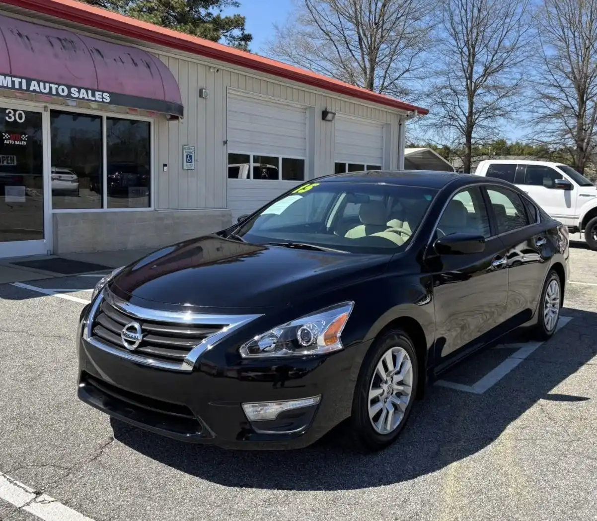 2015 Nissan Altima 2.5 S's photo