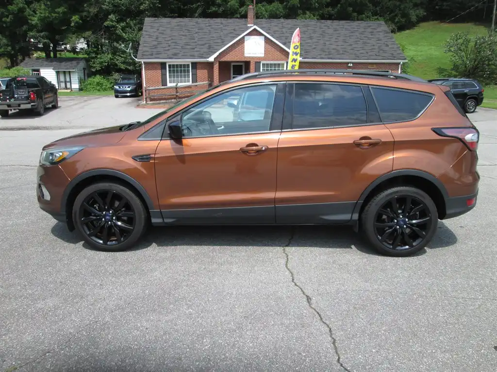 2017 Ford Escape SE 4WD's photo