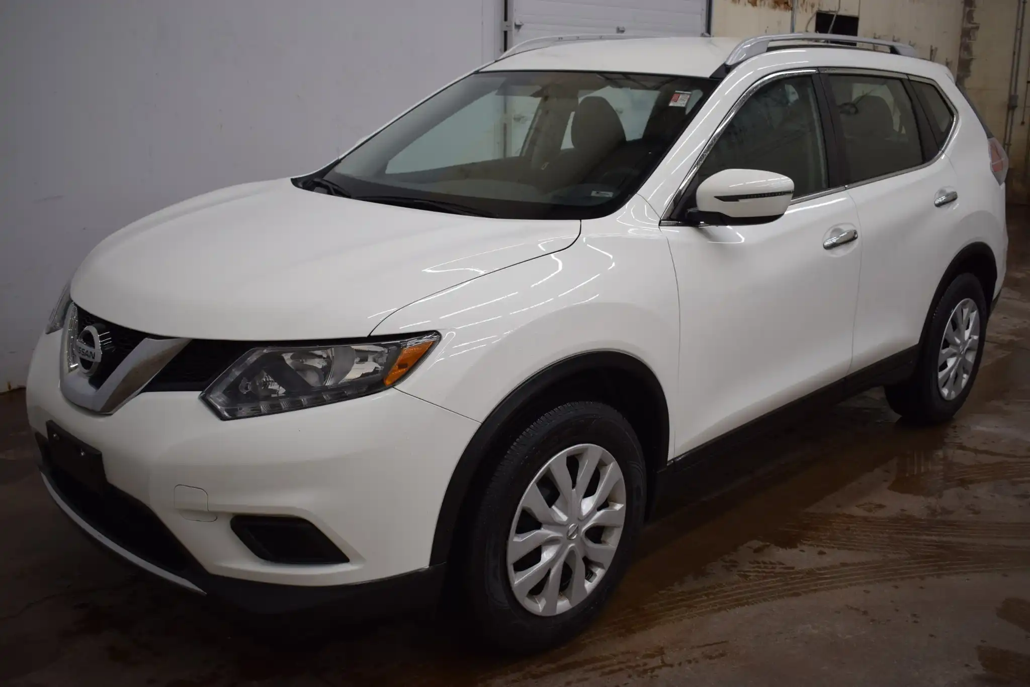 2016 Nissan Rogue S FWD's photo