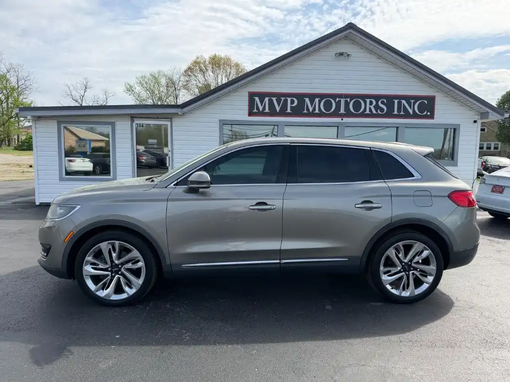 2016 Lincoln MKX Reserve AWD's photo