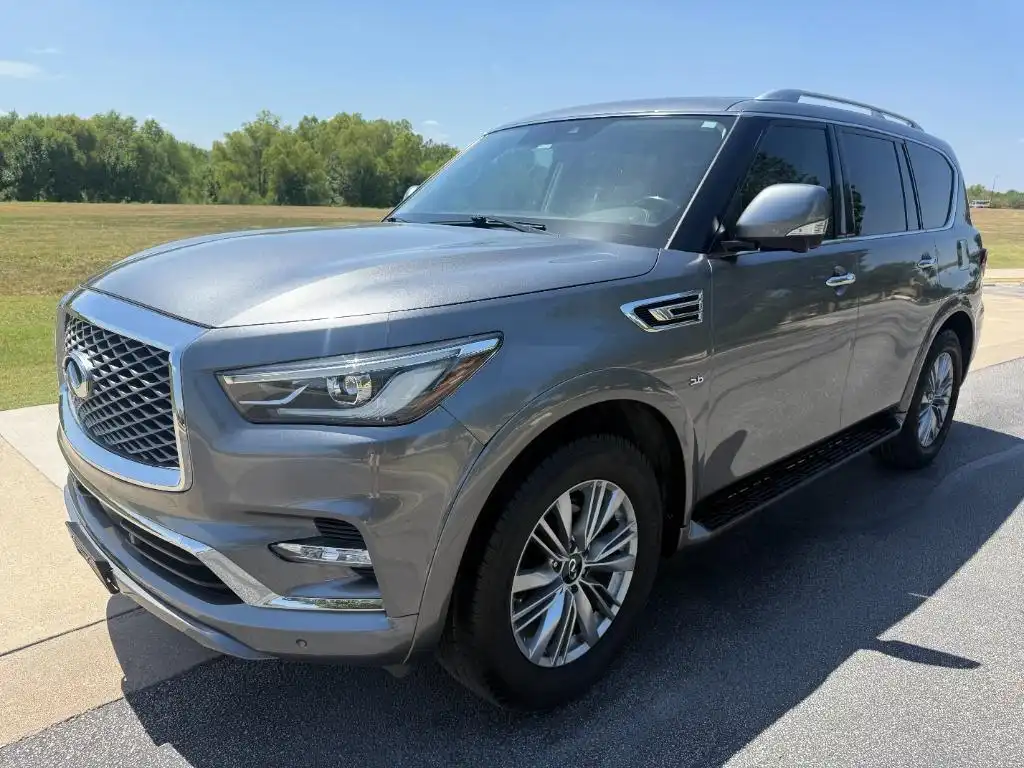 2020 INFINITI QX80 Luxe's photo