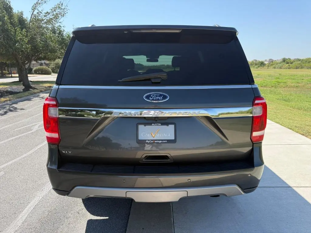 2020 Ford Expedition XLT photo 4