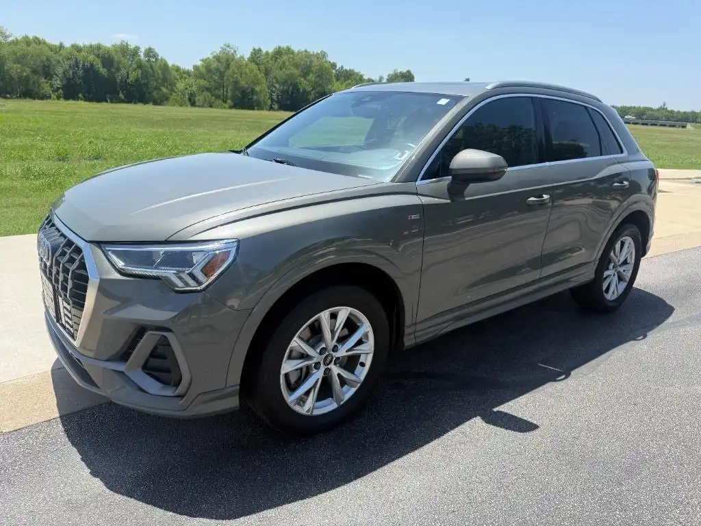 2023 Audi Q3 45 TFSI S Line Premium quattro's photo