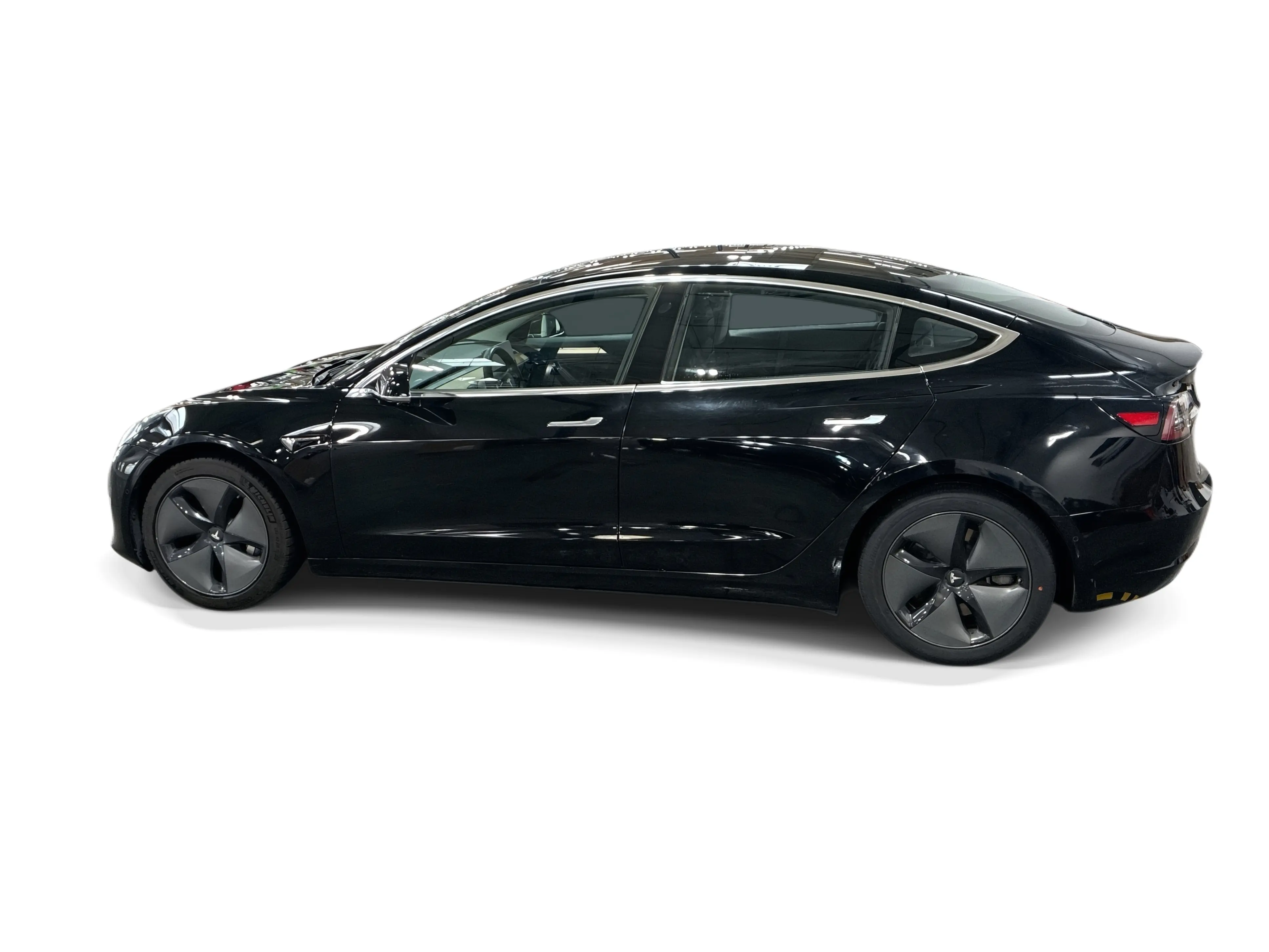 2018 Tesla Model 3 Long Range photo 3