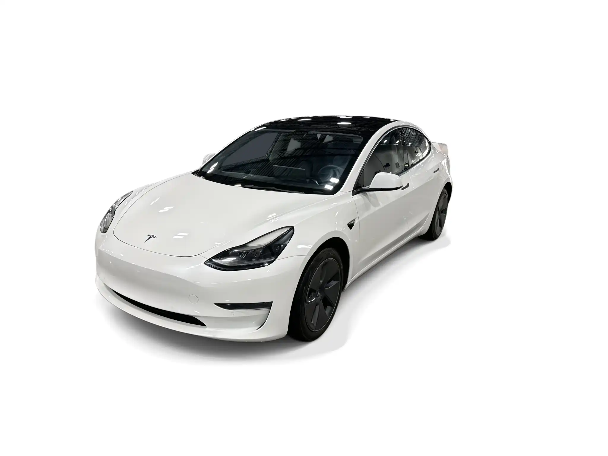 2022 Tesla Model 3 Standard Range Plus's photo