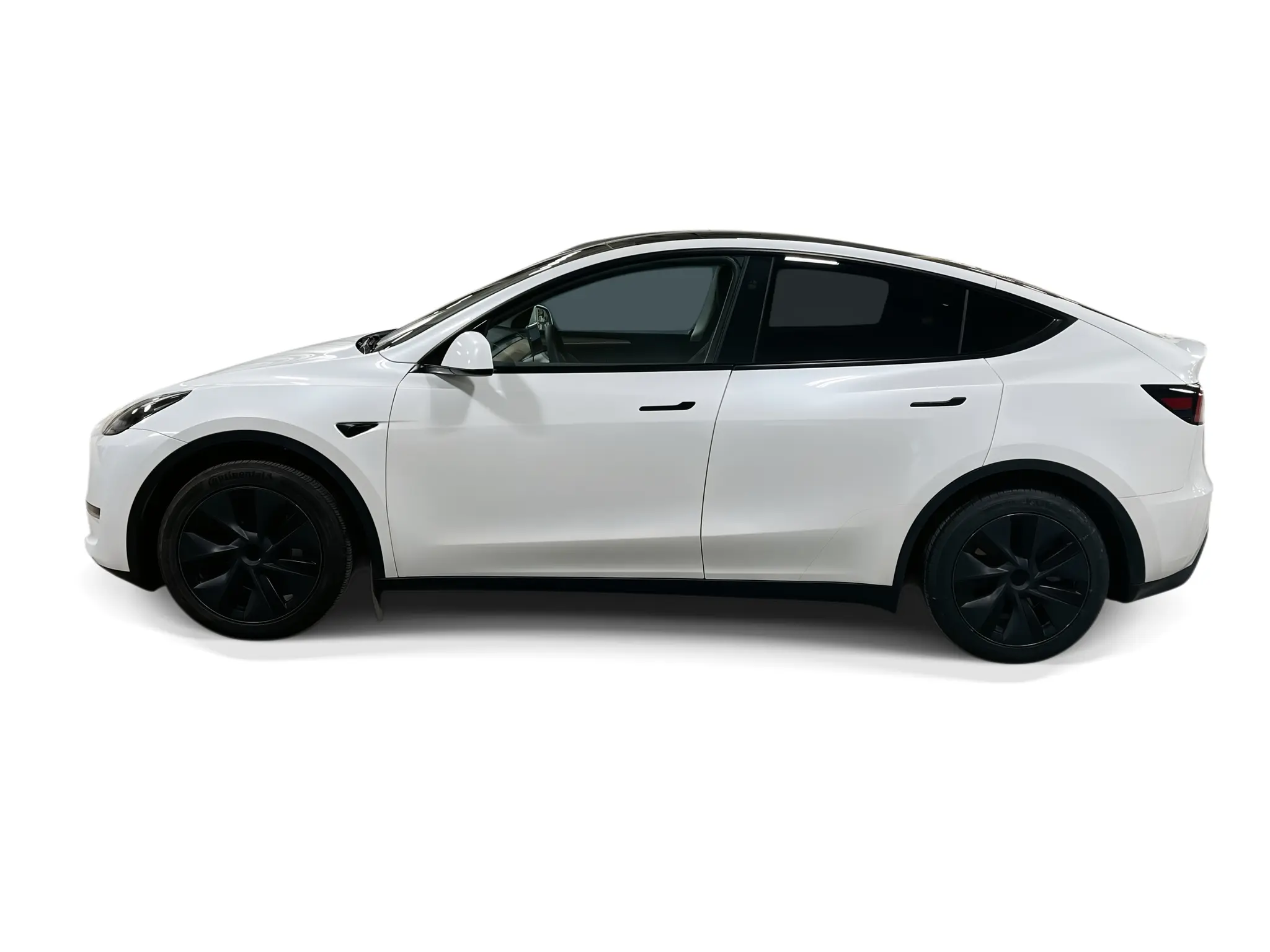 2025 Tesla Model Y Long Range RWD photo 3