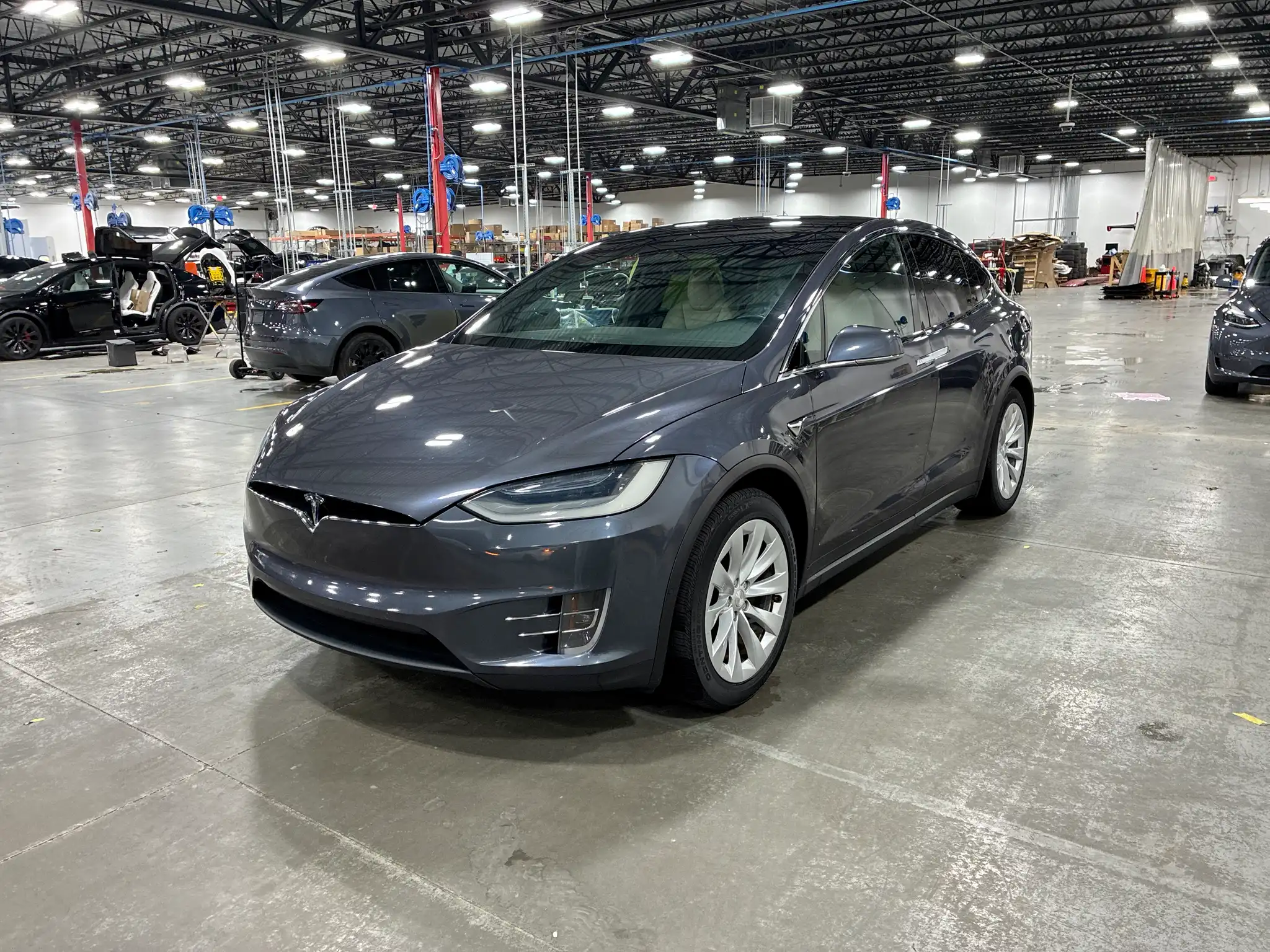 2020 Tesla Model X Long Range Plus's photo