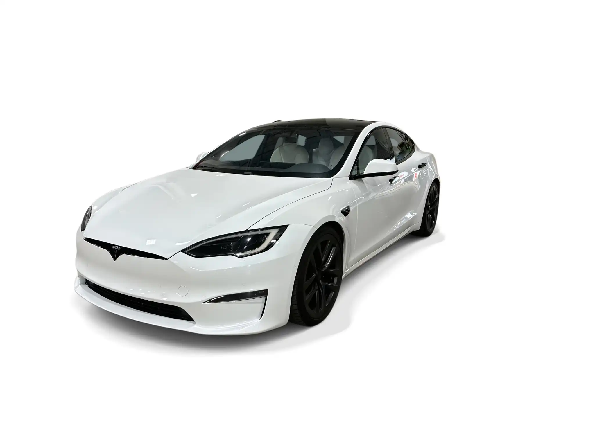 2022 Tesla Model S Plaid's photo