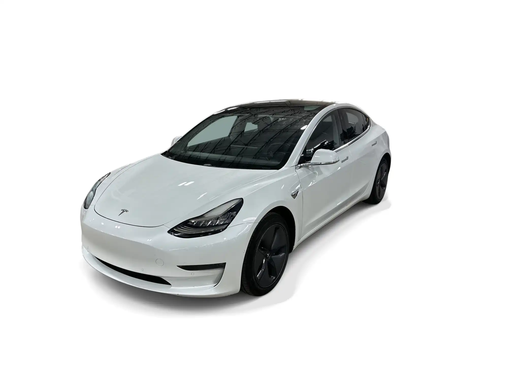 2020 Tesla Model 3 Standard Range Plus's photo