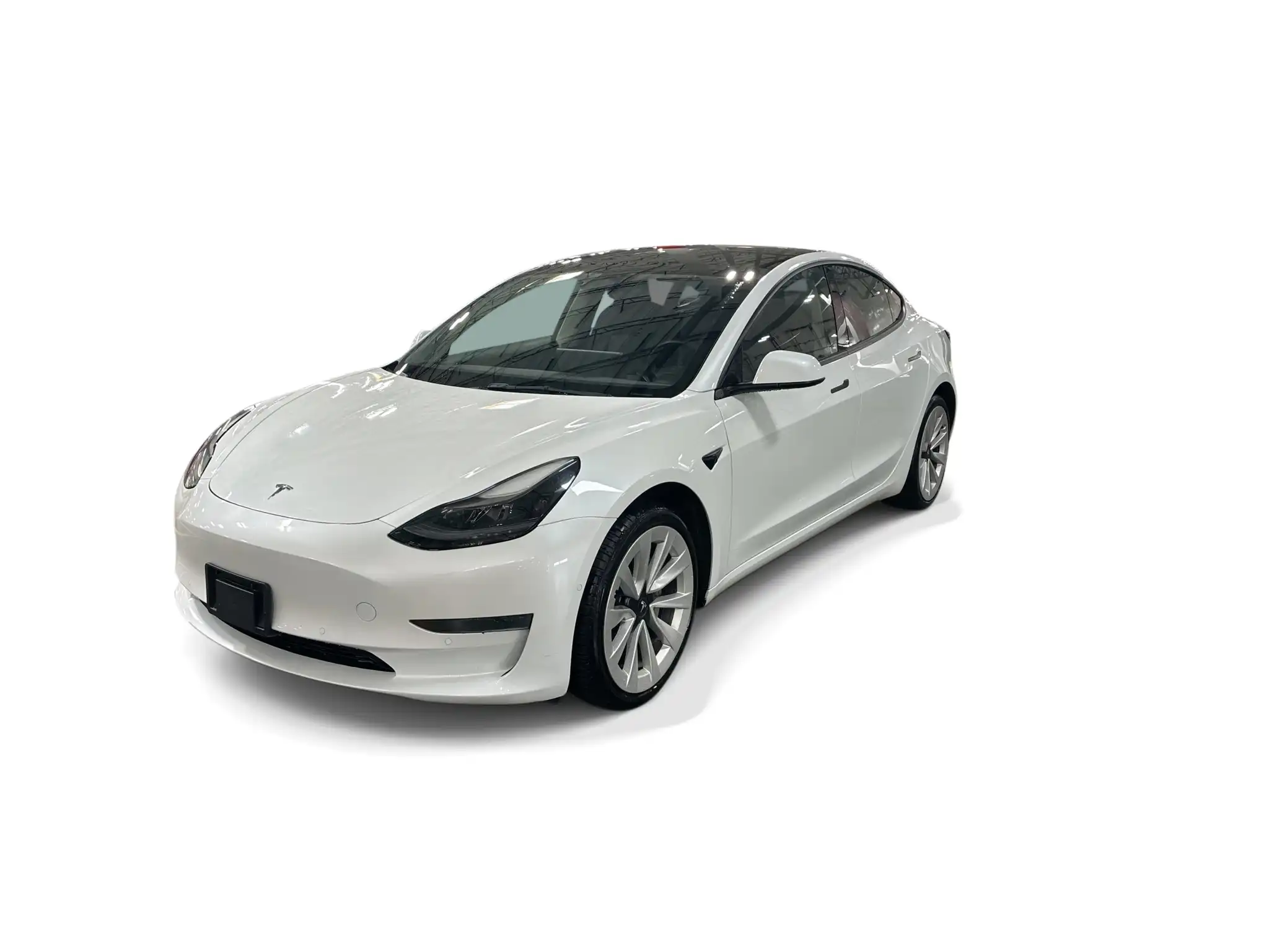 2022 Tesla Model 3 Standard Range Plus's photo