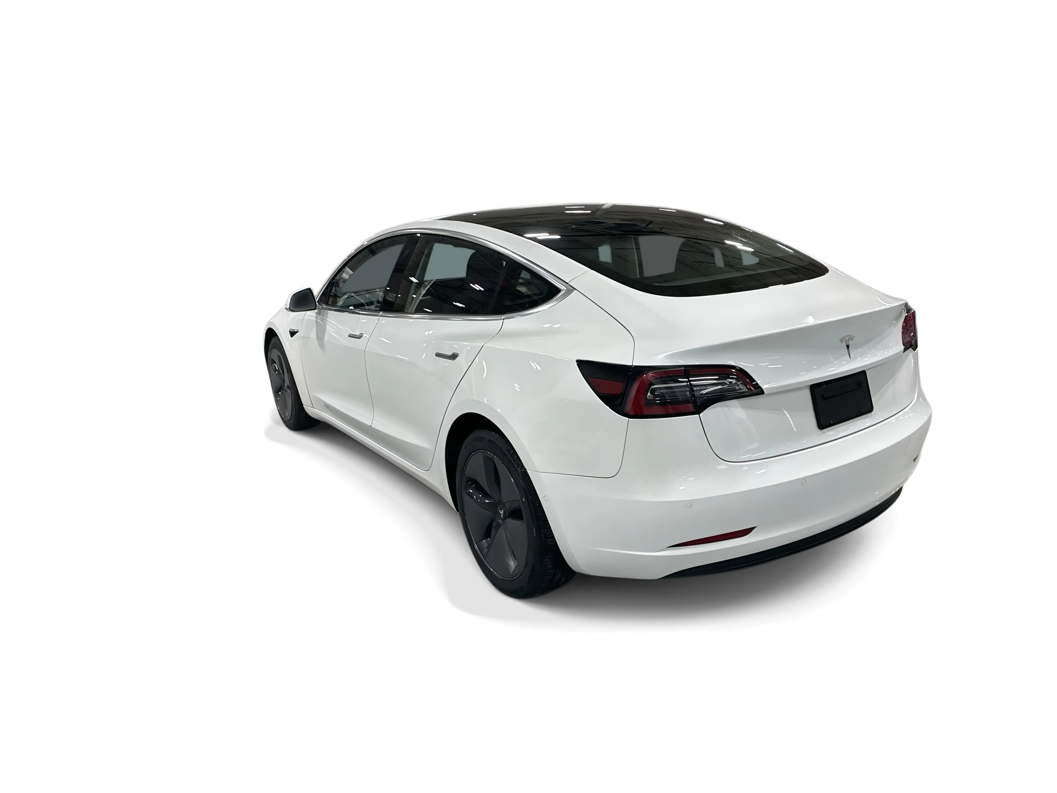 2020 Tesla Model 3 Standard Range Plus photo 4