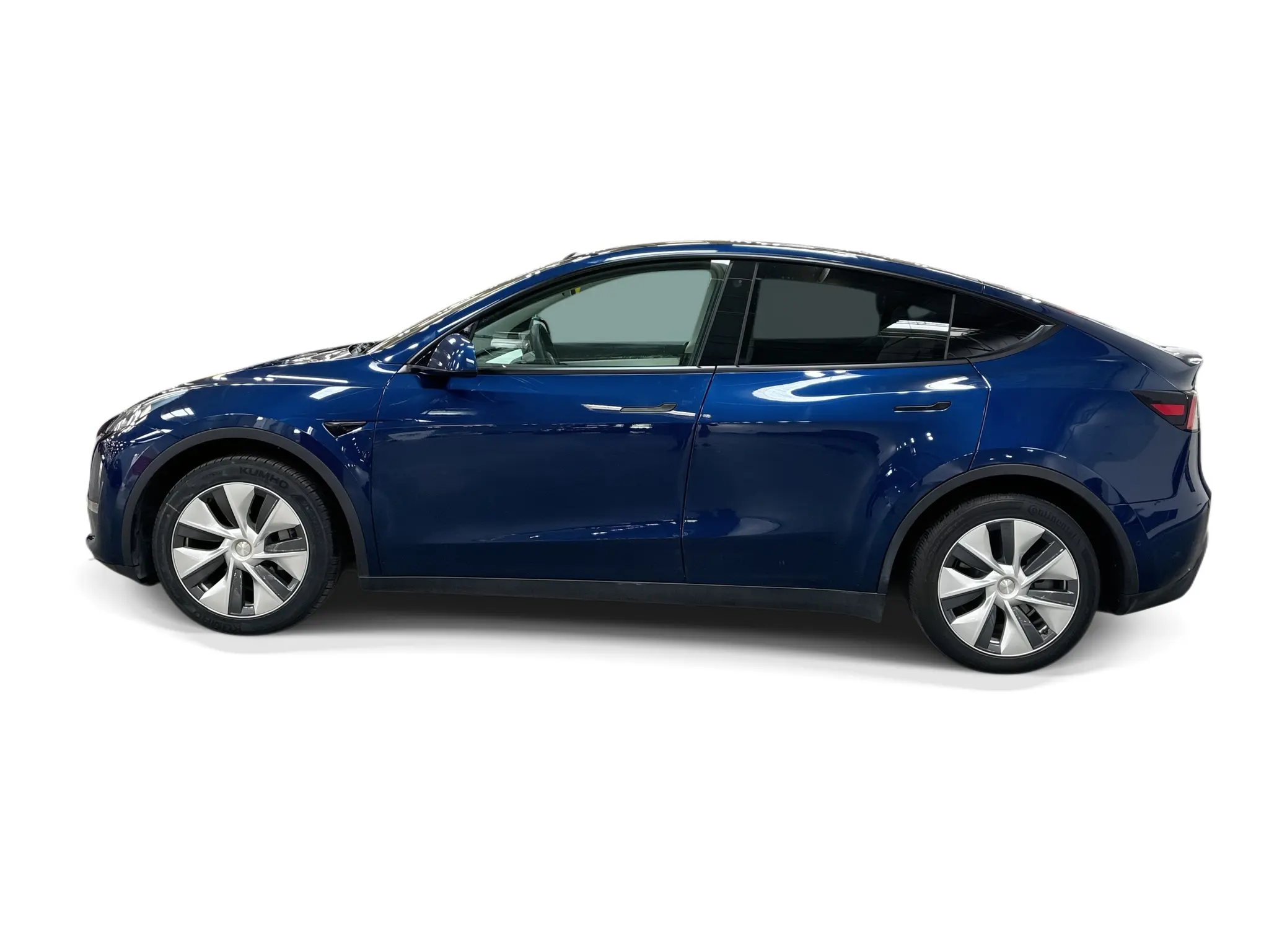 2021 Tesla Model Y Long Range Dual Motor AWD photo 3