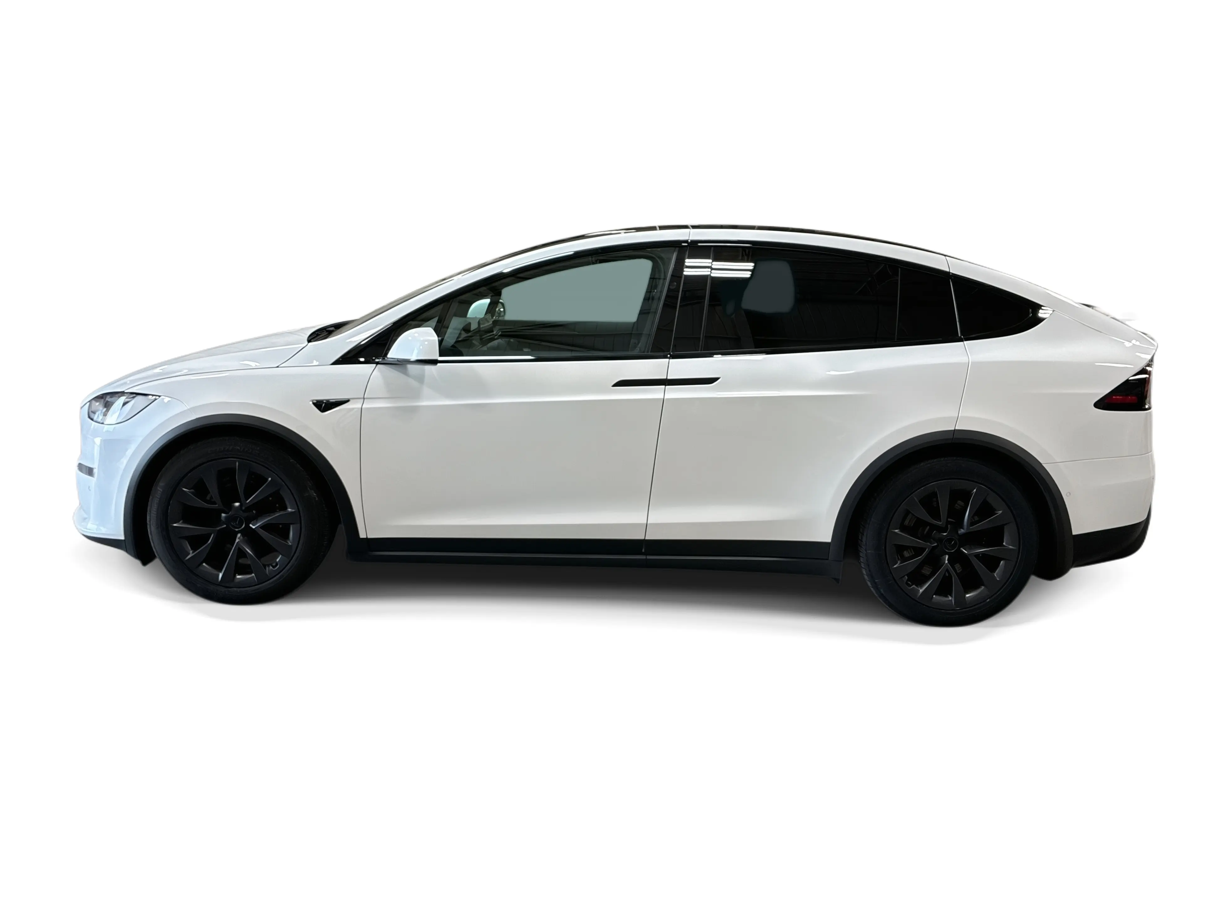 2022 Tesla Model X Plaid photo 3