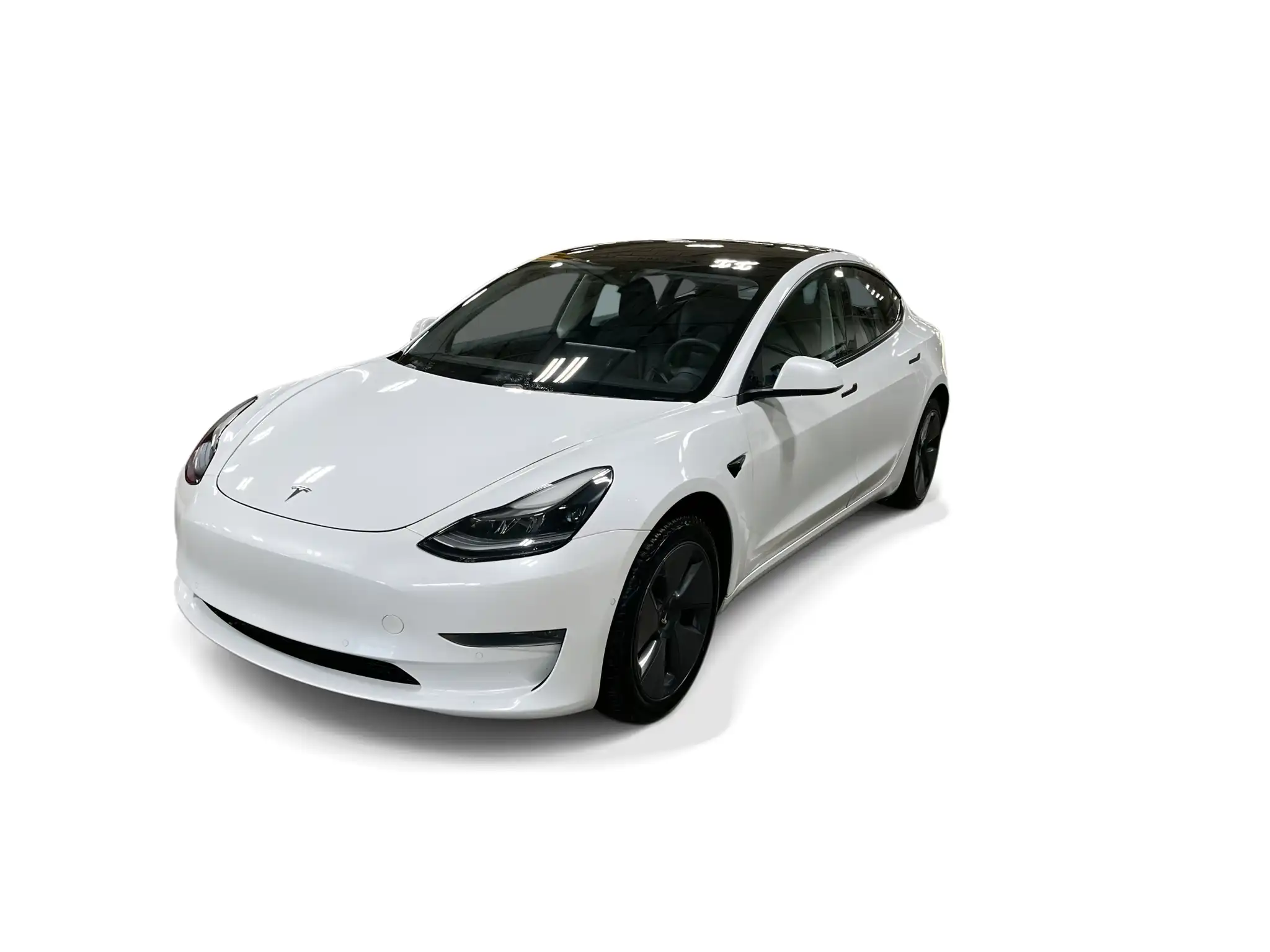 2021 Tesla Model 3 Standard Range Plus's photo