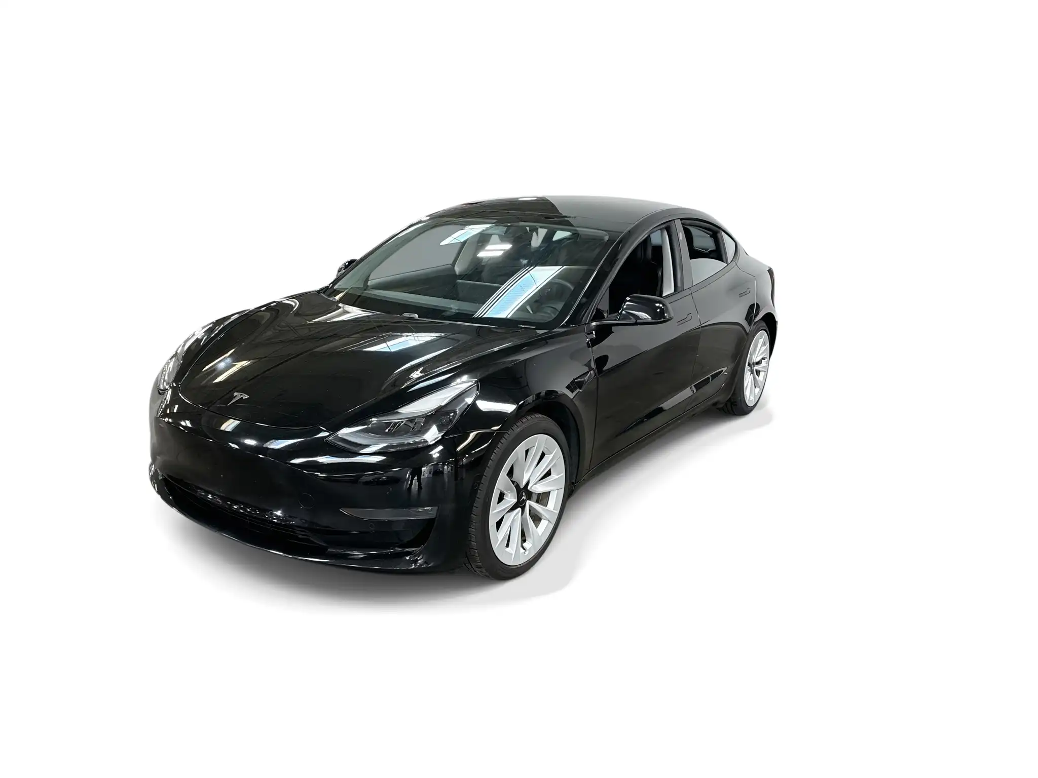 2021 Tesla Model 3 Standard Range Plus's photo