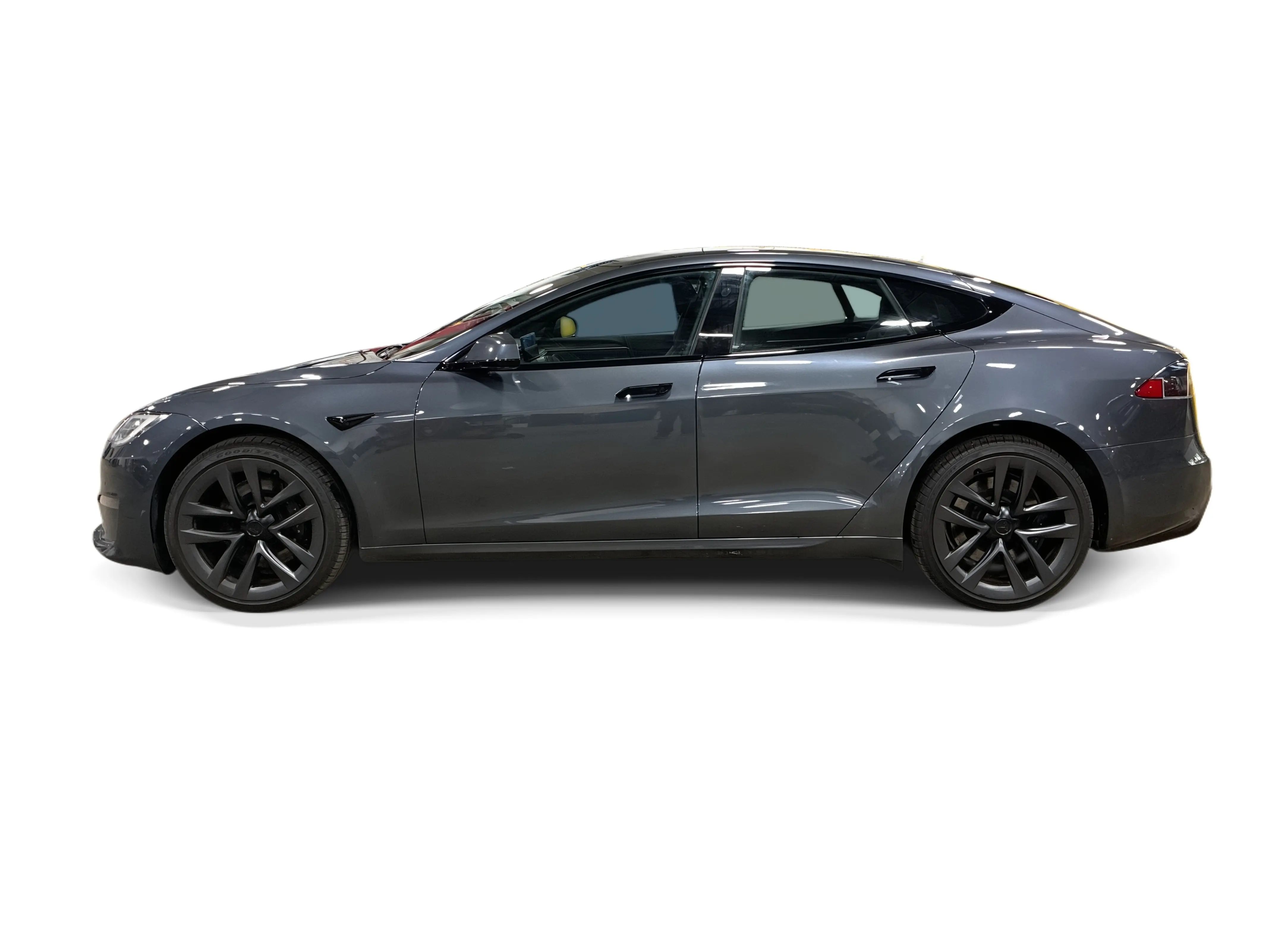 2021 Tesla Model S Long Range Plus photo 3