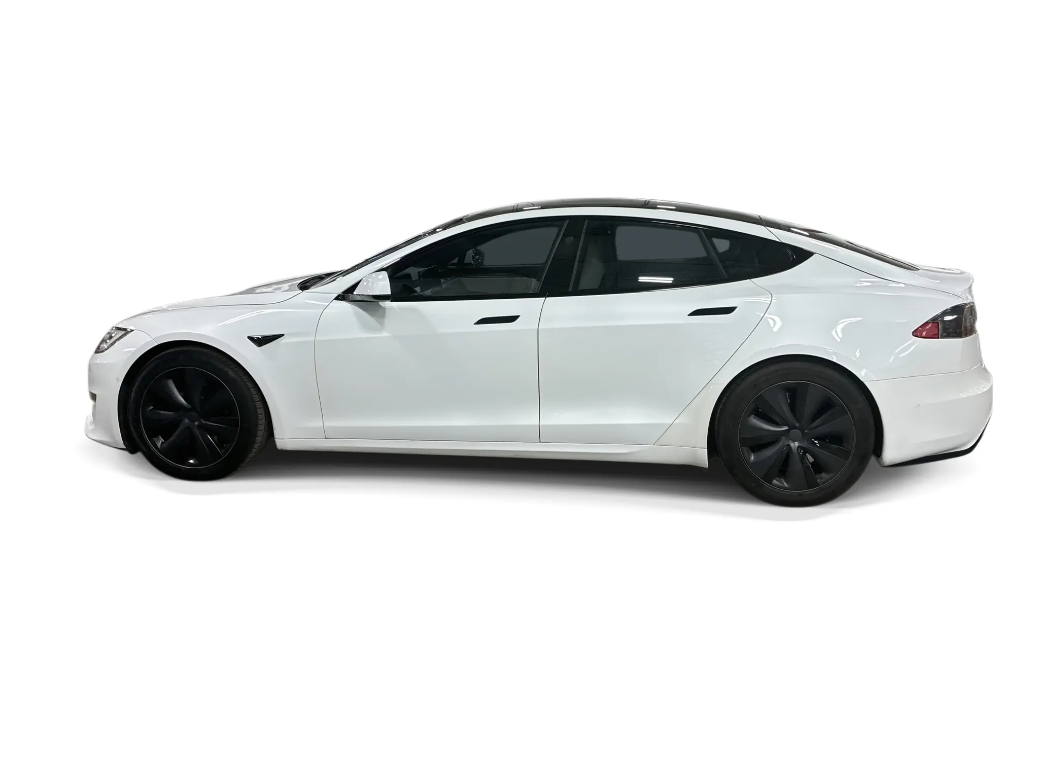 2021 Tesla Model S Long Range Plus photo 3