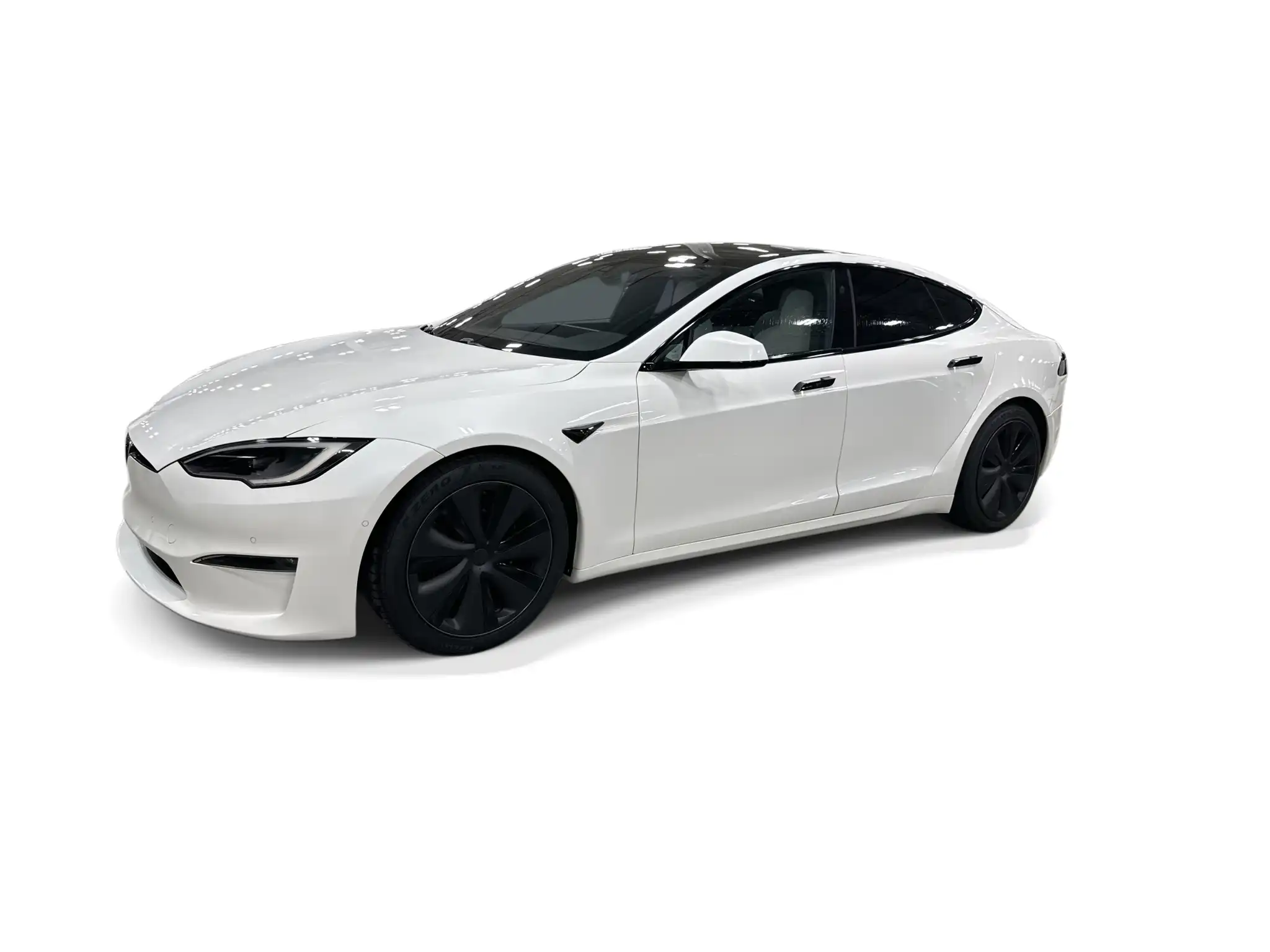 2022 Tesla Model S Plaid's photo