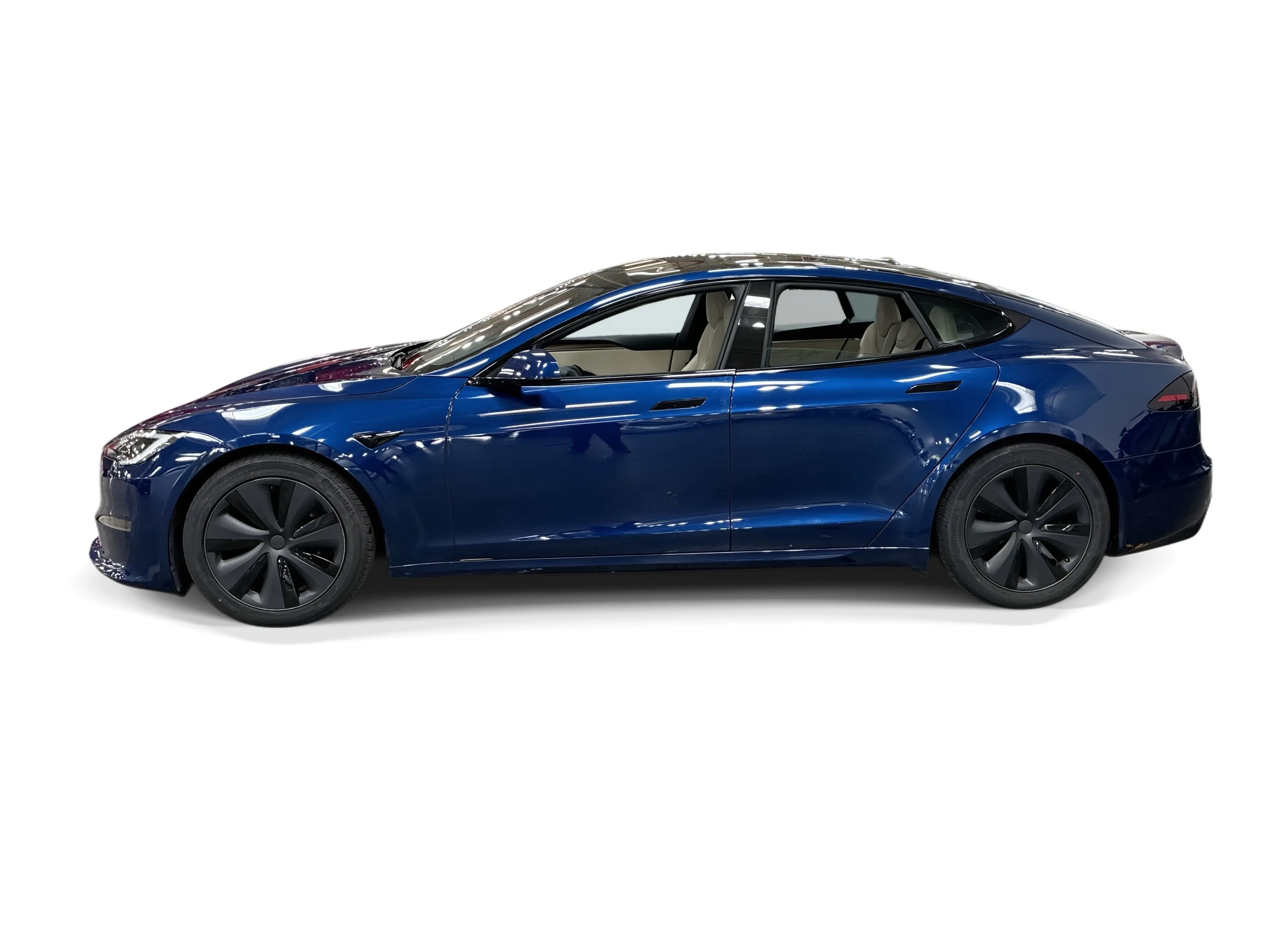 2023 Tesla Model S undefined photo 3