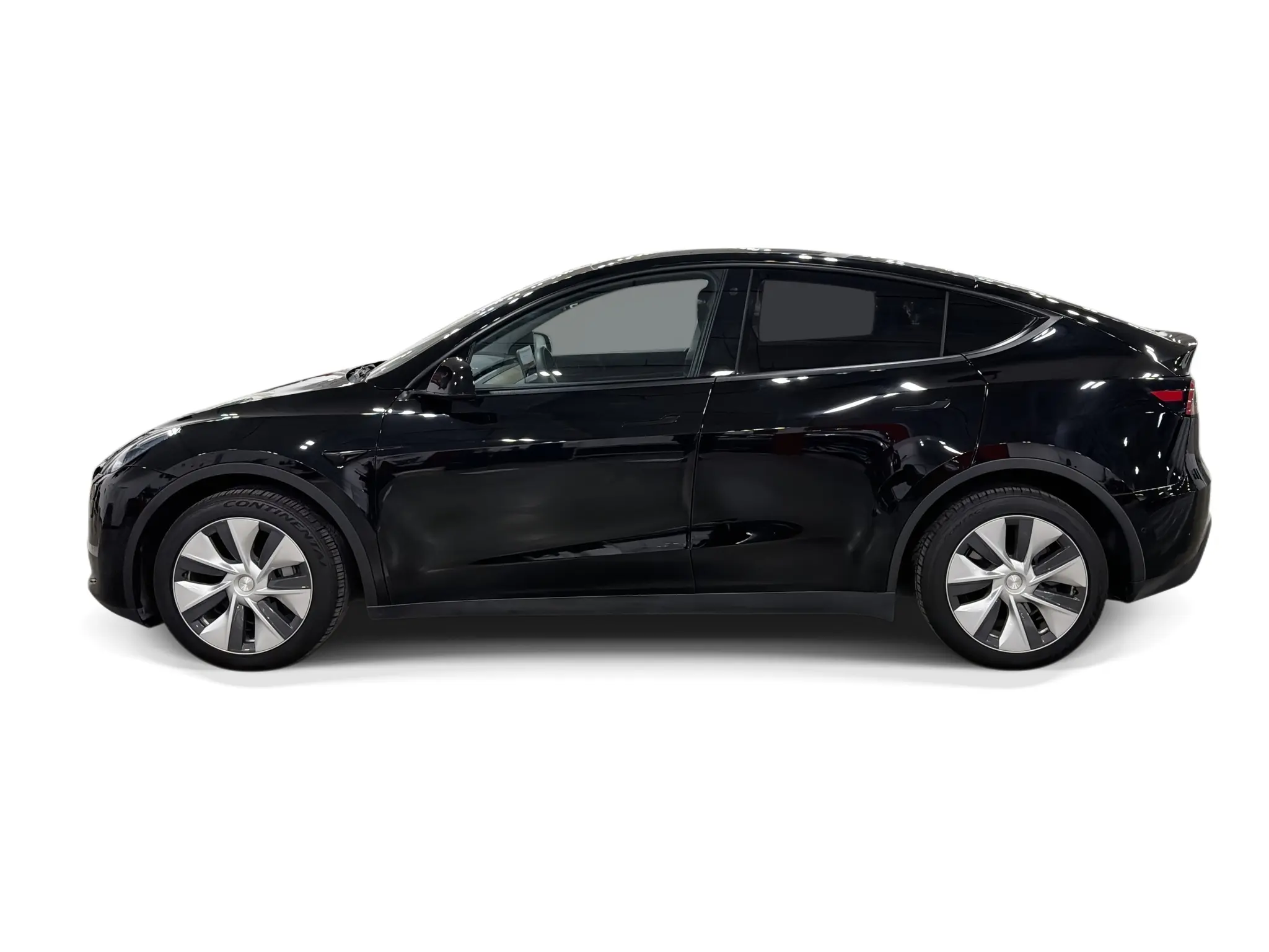 2022 Tesla Model Y Long Range Dual Motor AWD photo 3