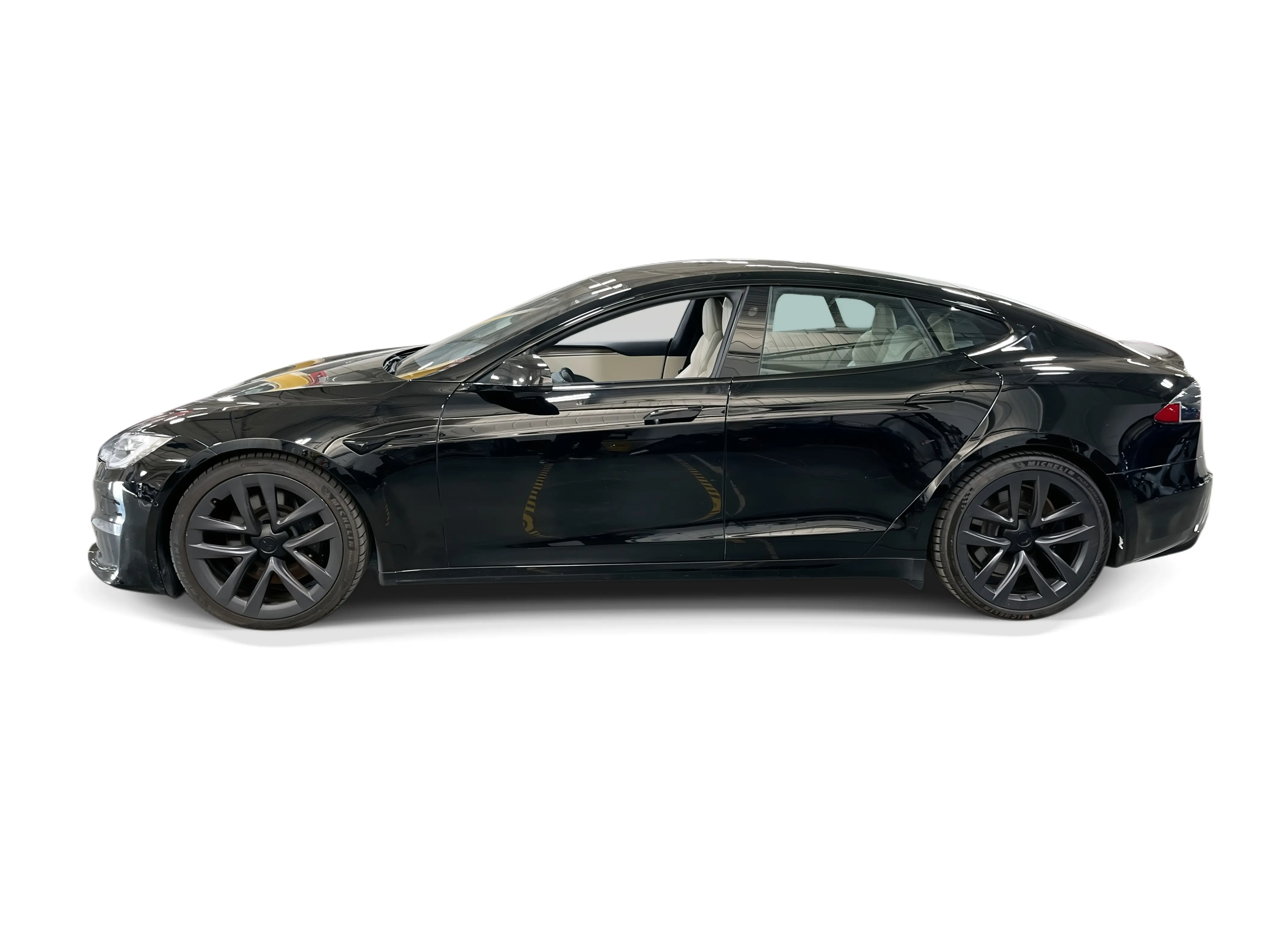 2021 Tesla Model S Long Range Plus photo 3