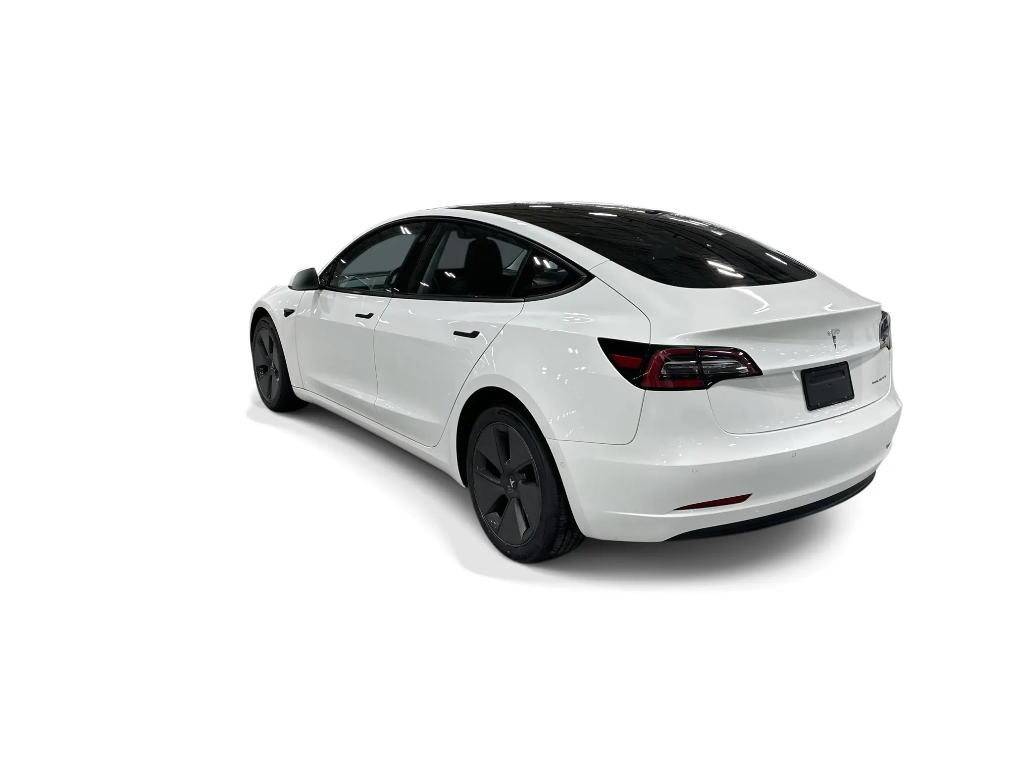 2022 Tesla Model 3 Long Range Dual Motor AWD photo 4