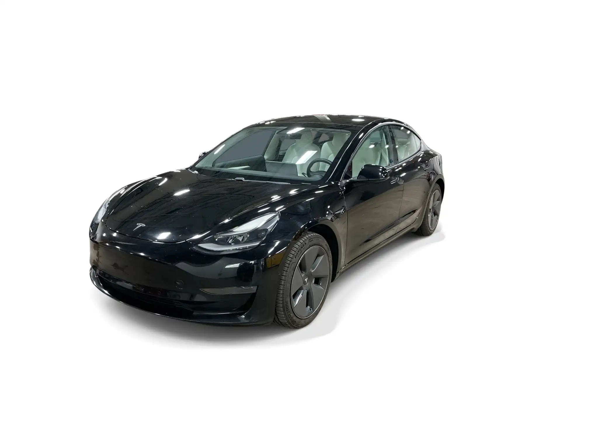 2021 Tesla Model 3 Standard Range Plus's photo