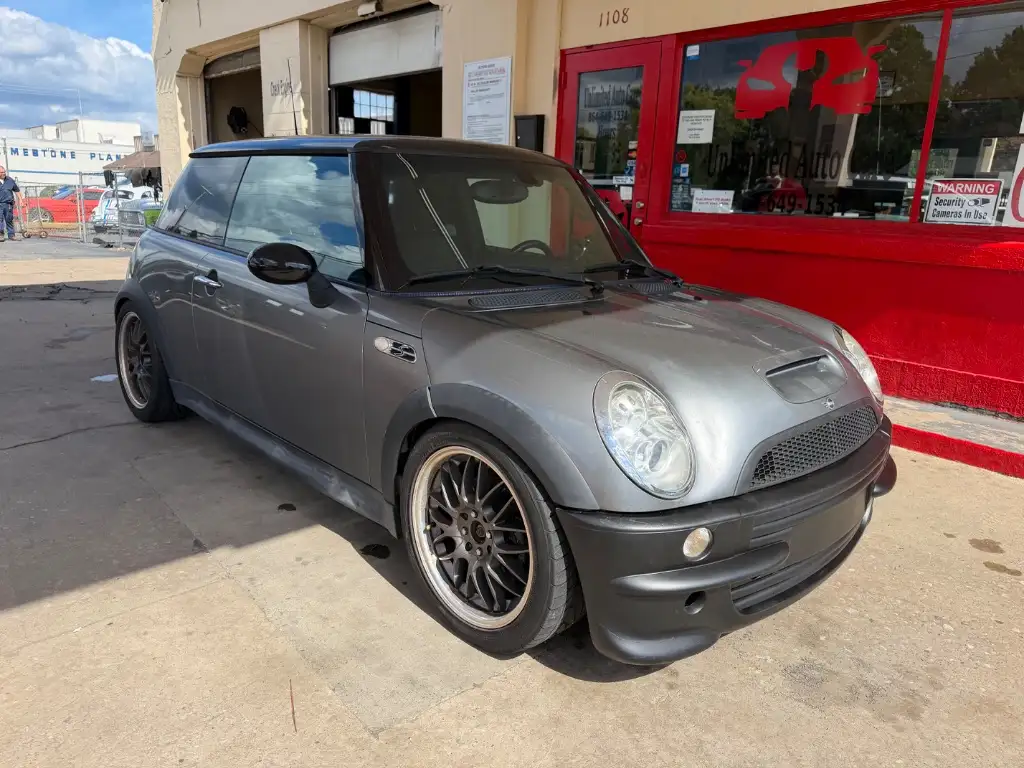 2005 MINI Cooper S's photo