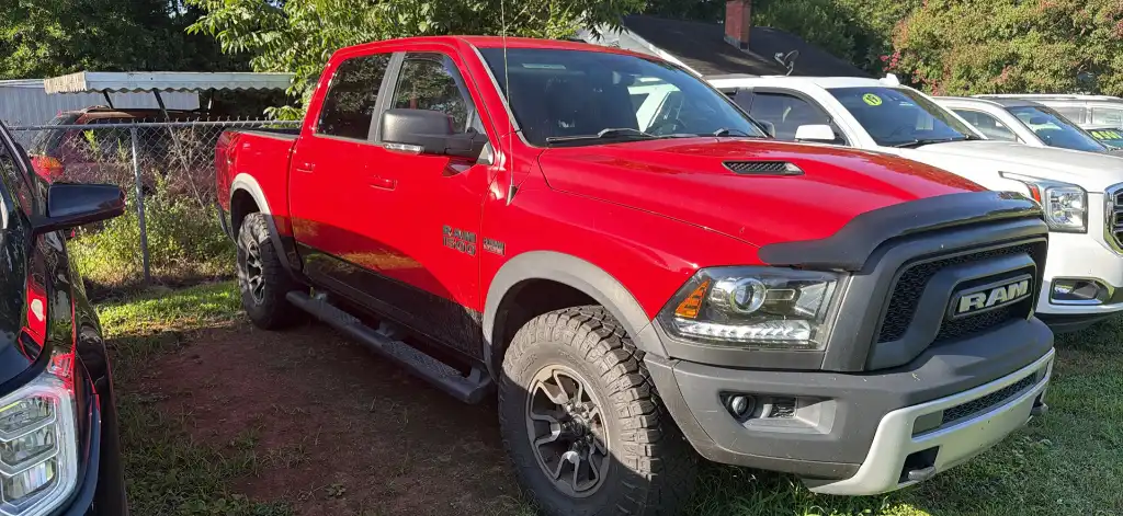 2016 RAM 1500 Rebel 4x4 Crew Cab 5'7's photo