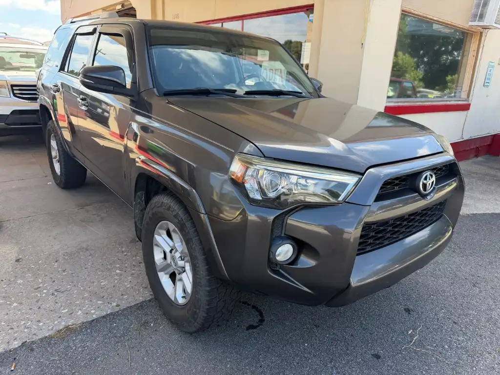 2018 Toyota 4Runner SR5 Premium V6's photo