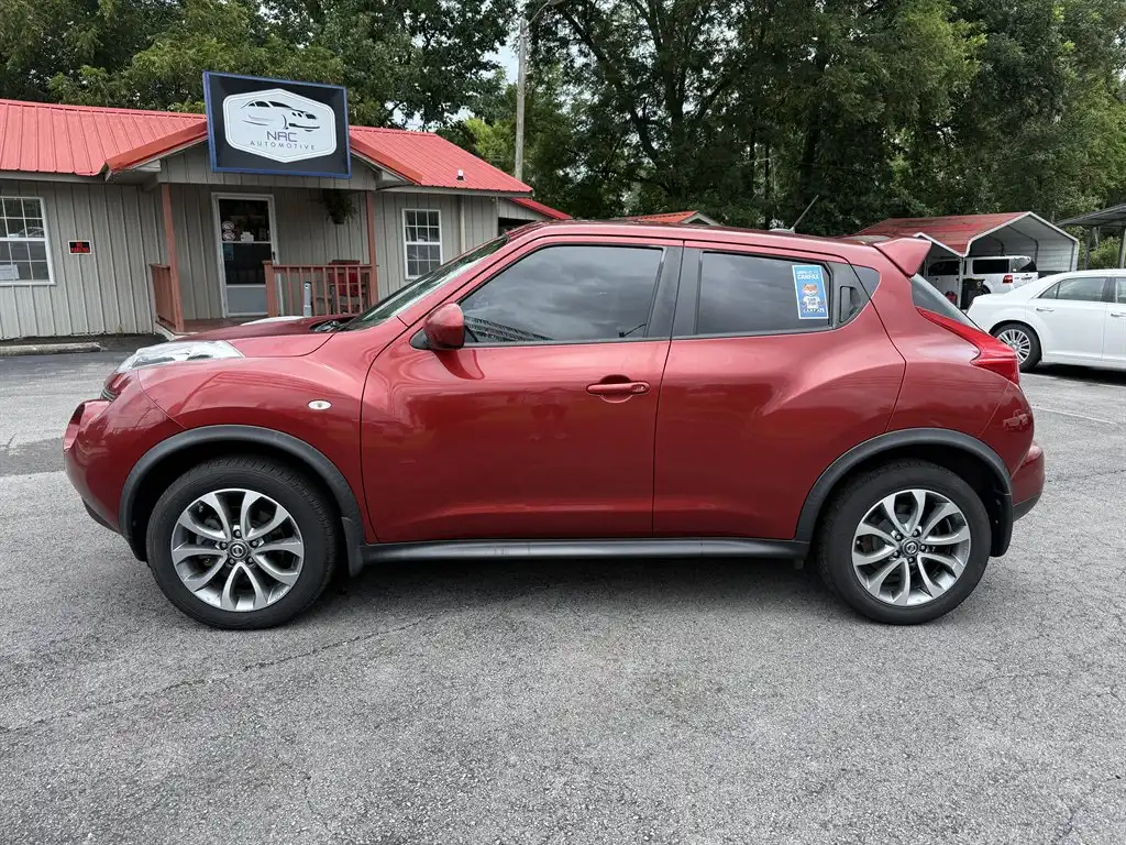 2013 Nissan Juke SL FWD CVT's photo