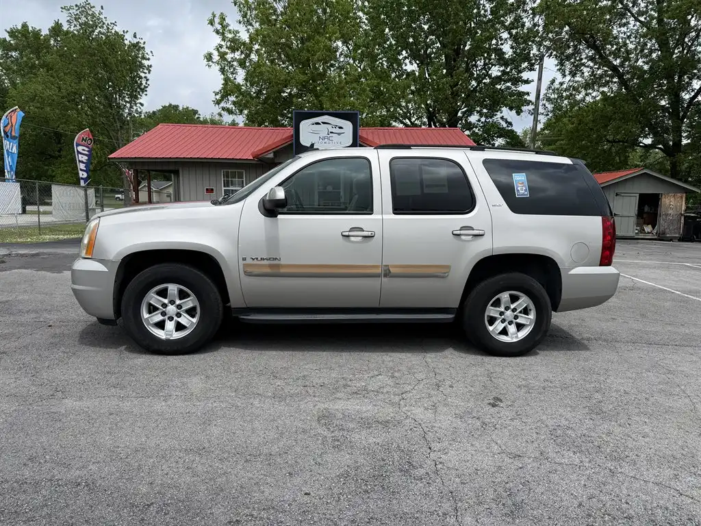 2007 GMC Yukon's photo