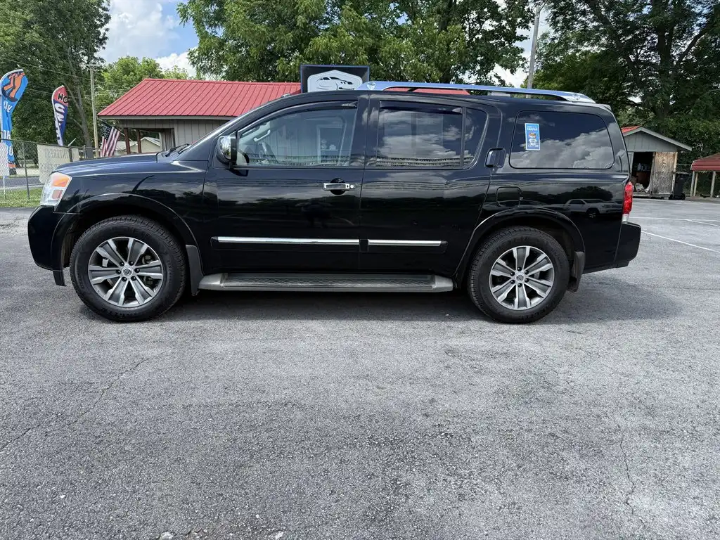 2015 Nissan Armada SL 4X2's photo