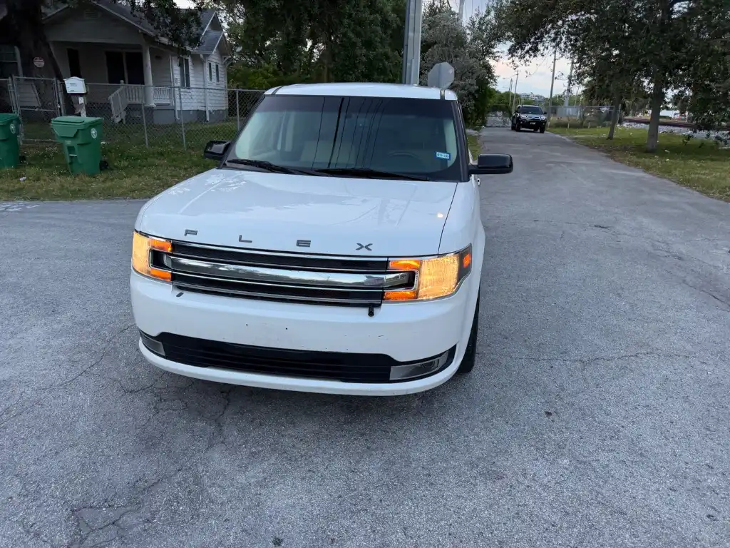 2016 Ford Flex SEL FWD's photo