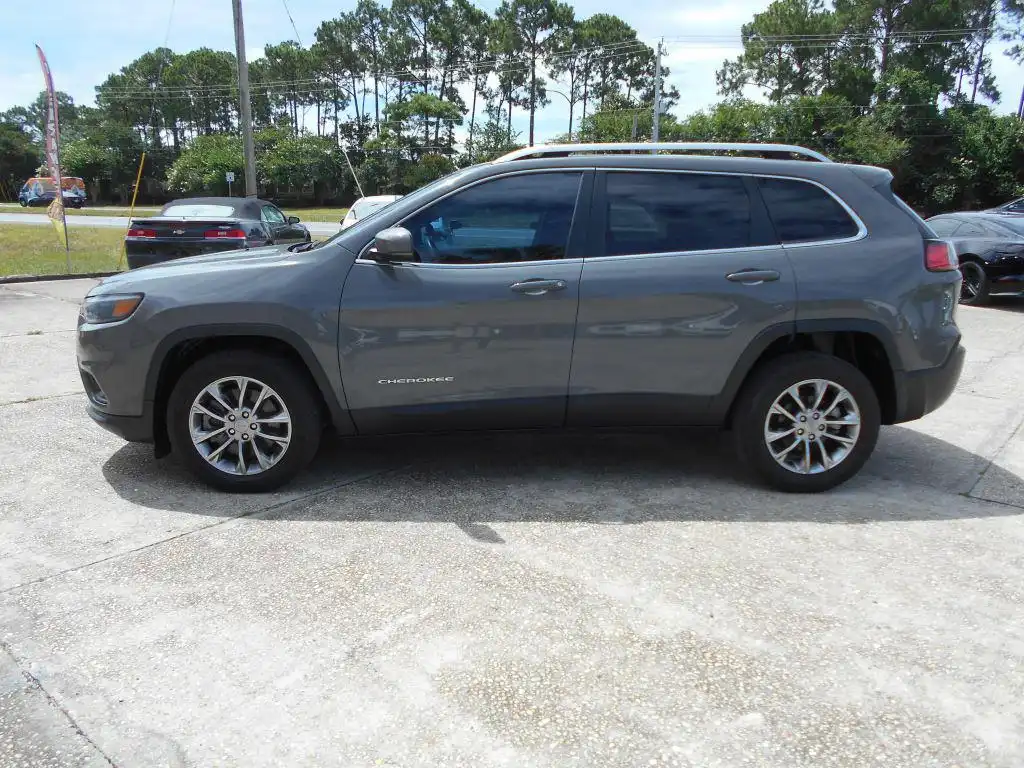 2020 Jeep Cherokee Latitude Plus's photo