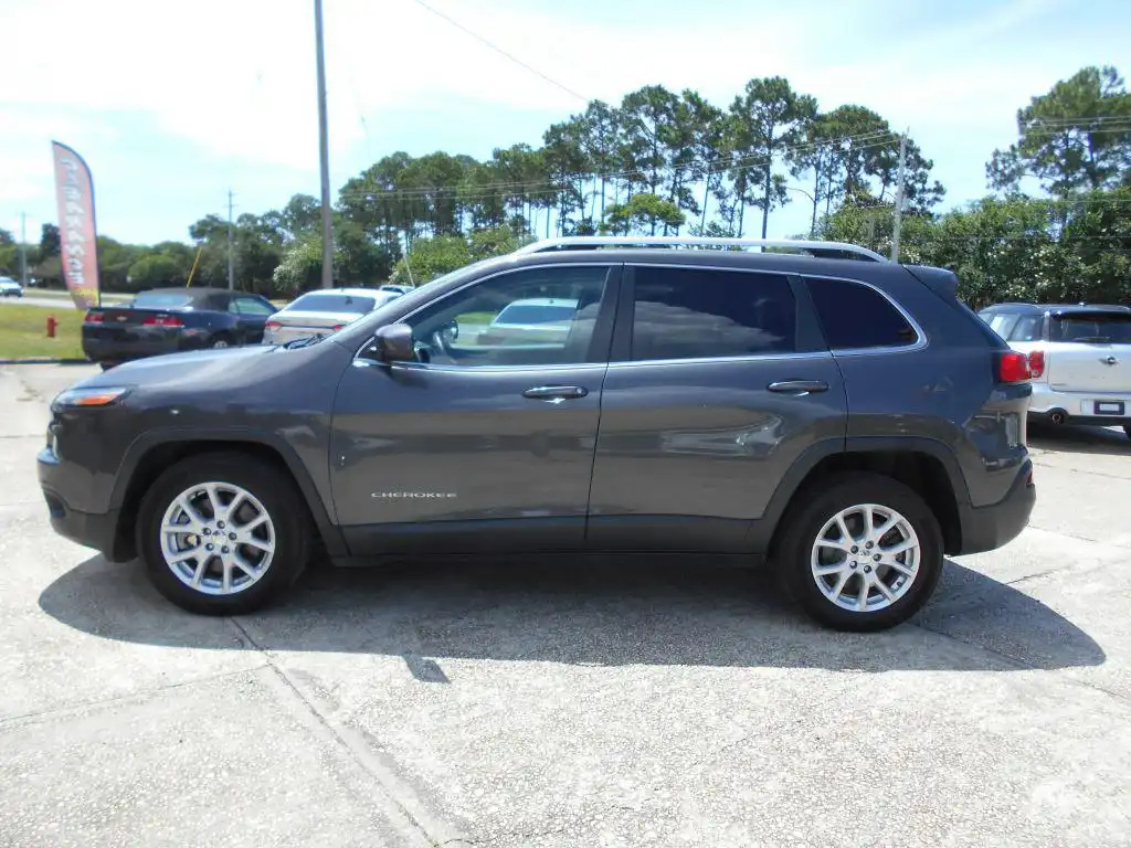 2015 Jeep Cherokee Latitude's photo
