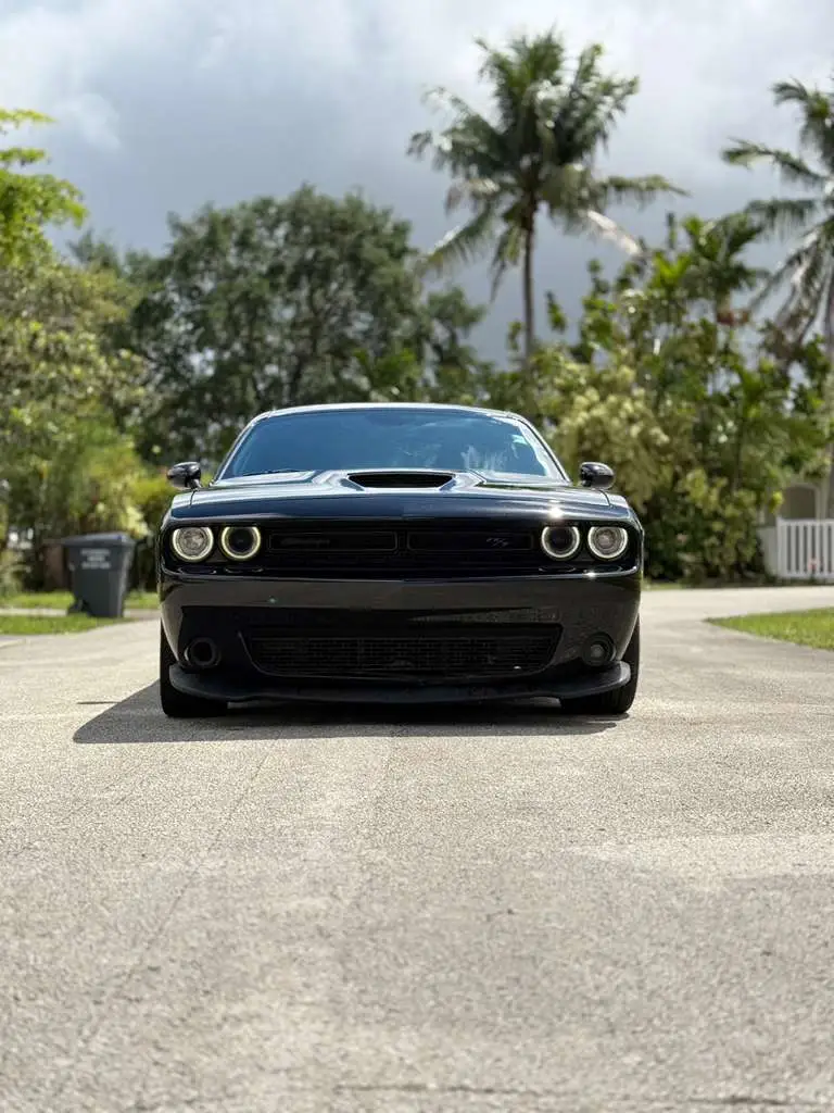 2021 Dodge Challenger R/T photo 1