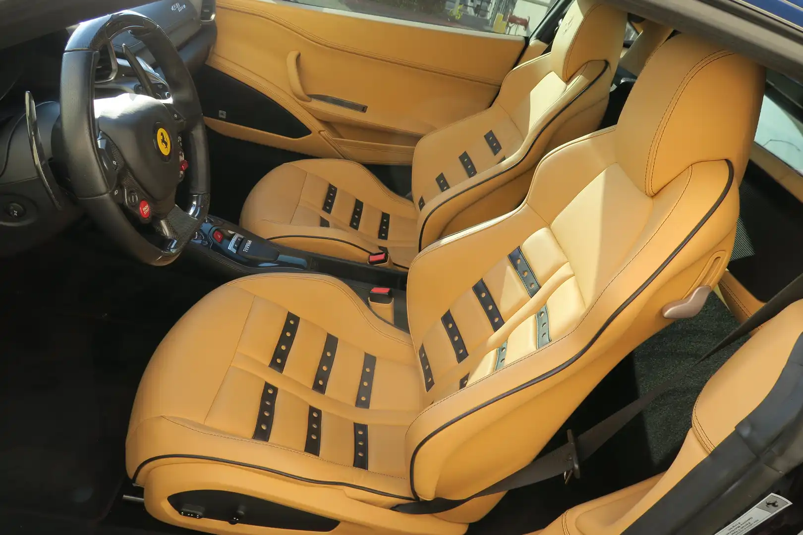 2012 Ferrari 458 Base's photo