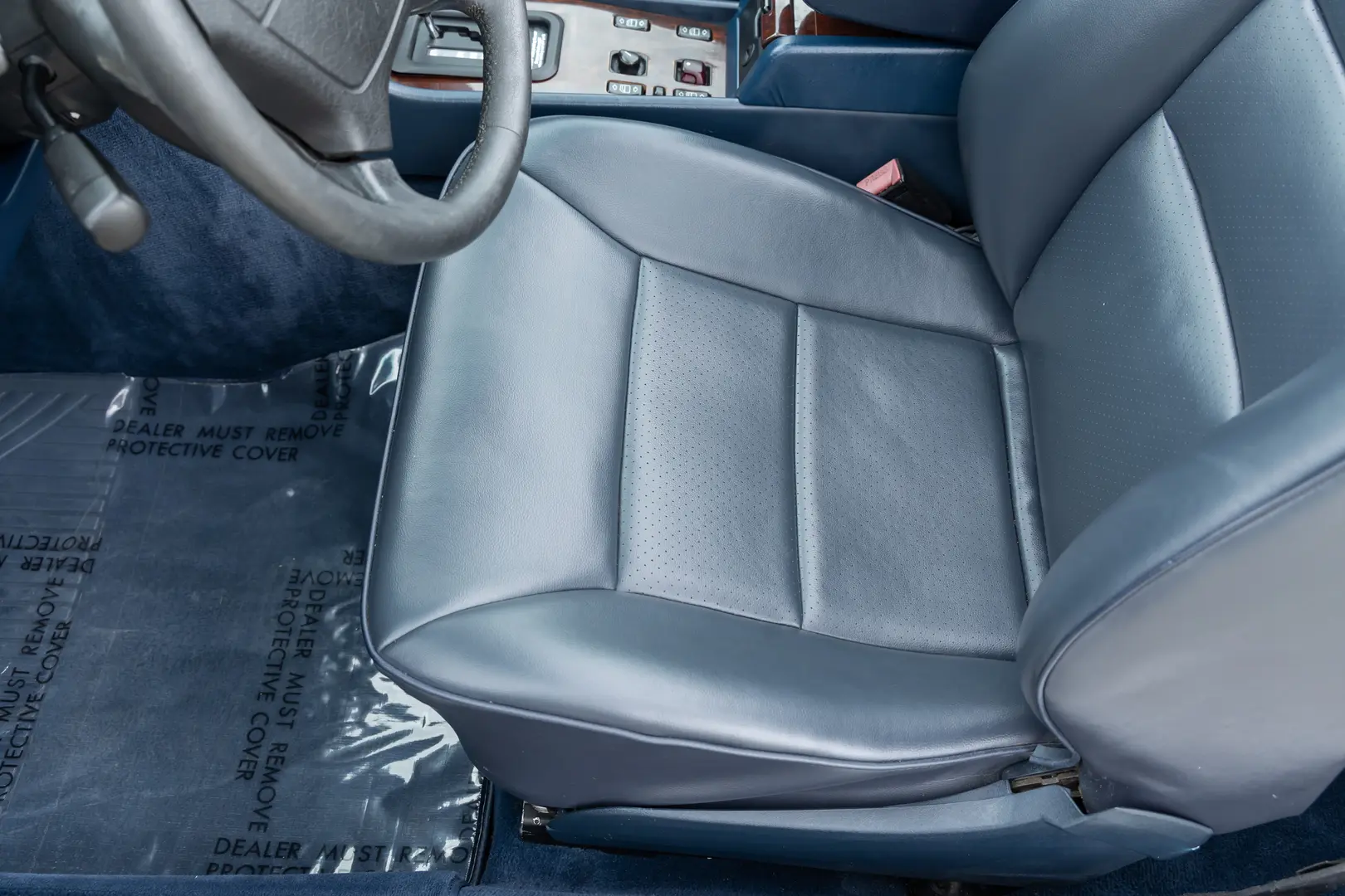 1994 Mercedes-Benz E-Class undefined photo 4