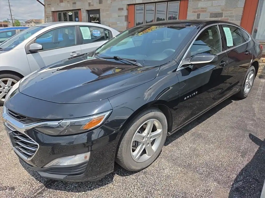 2023 Chevrolet Malibu 1FL's photo
