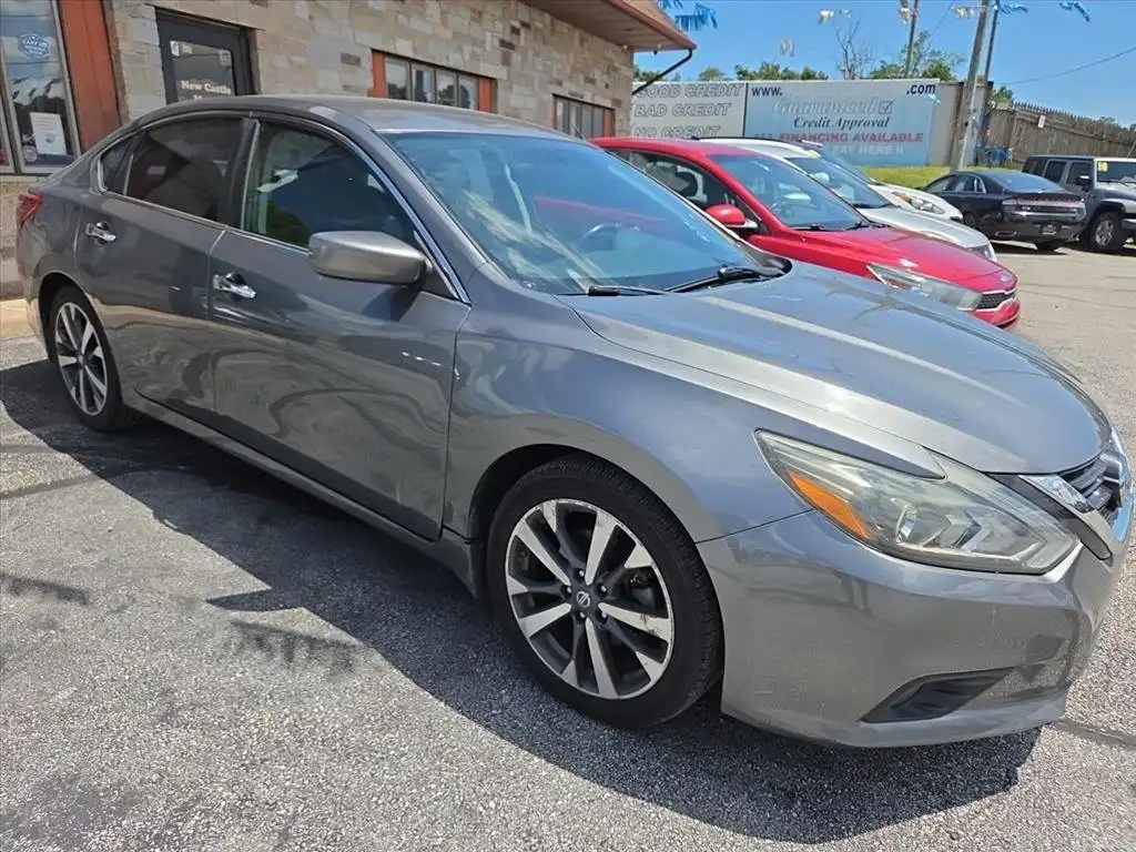 2017 Nissan Altima 2.5 SR's photo