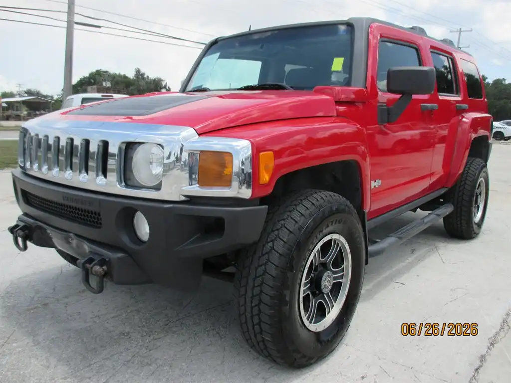 2006 Hummer H3 SUV's photo