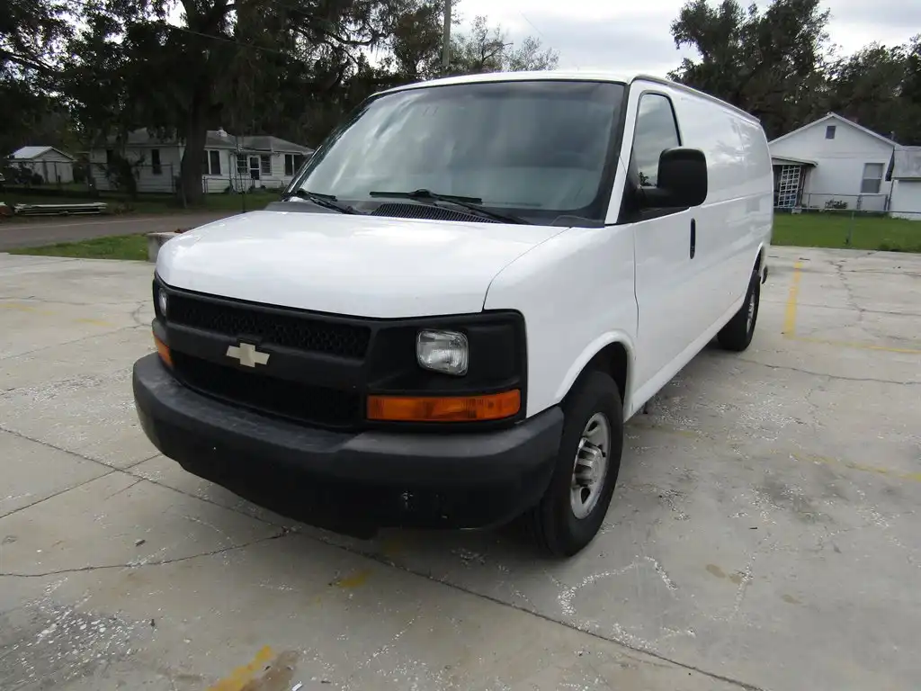 2013 Chevrolet Express 2500 Extended Work Van HD's photo